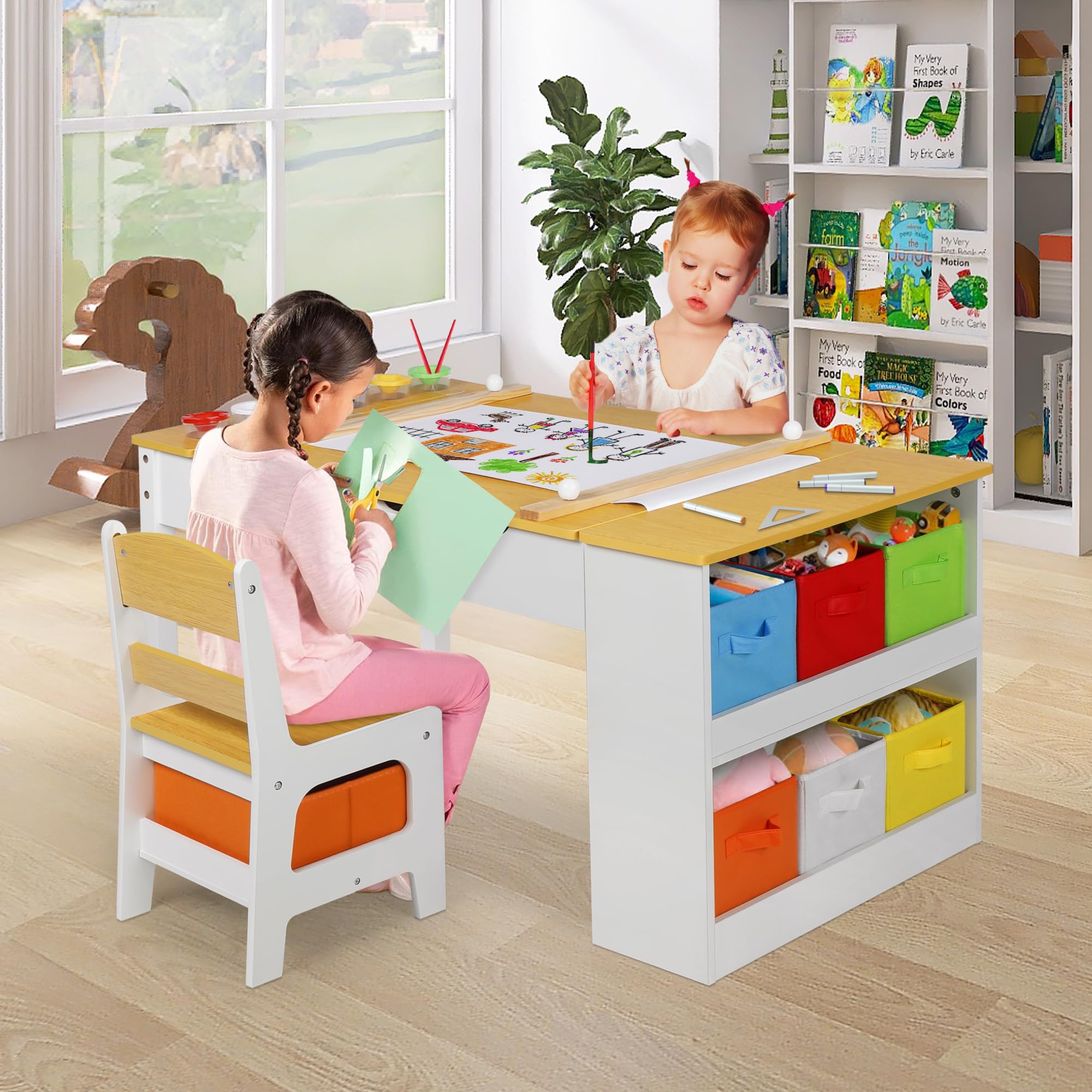 ROCSUMOO Kinder-Kunsttisch-Set mit 2 Stühlen - Holzerner Aktivitätstisch für Kleinkinder mit Verstellbarer Tischplatte, Farbpigment-Eimer und 8 Stoff-Aufbewahrungsboxen (Natürlich)