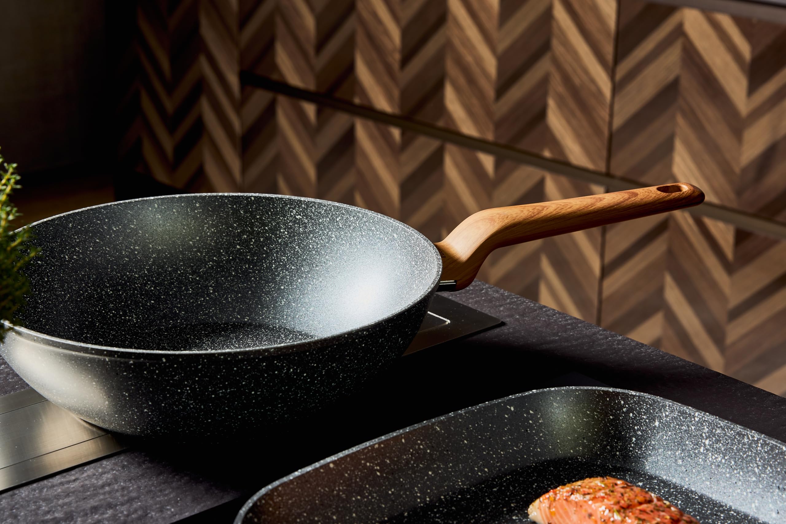 Tognana Wild Stone,Wok 1 manico 28 cm, alluminio, grigio