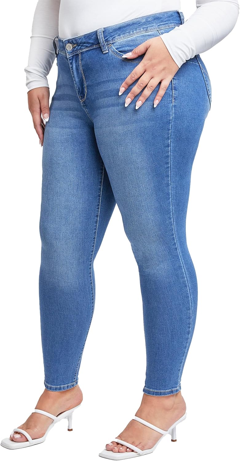 YMI Women's Plus Sustainable Wannabettabutt Skinny Jeans
