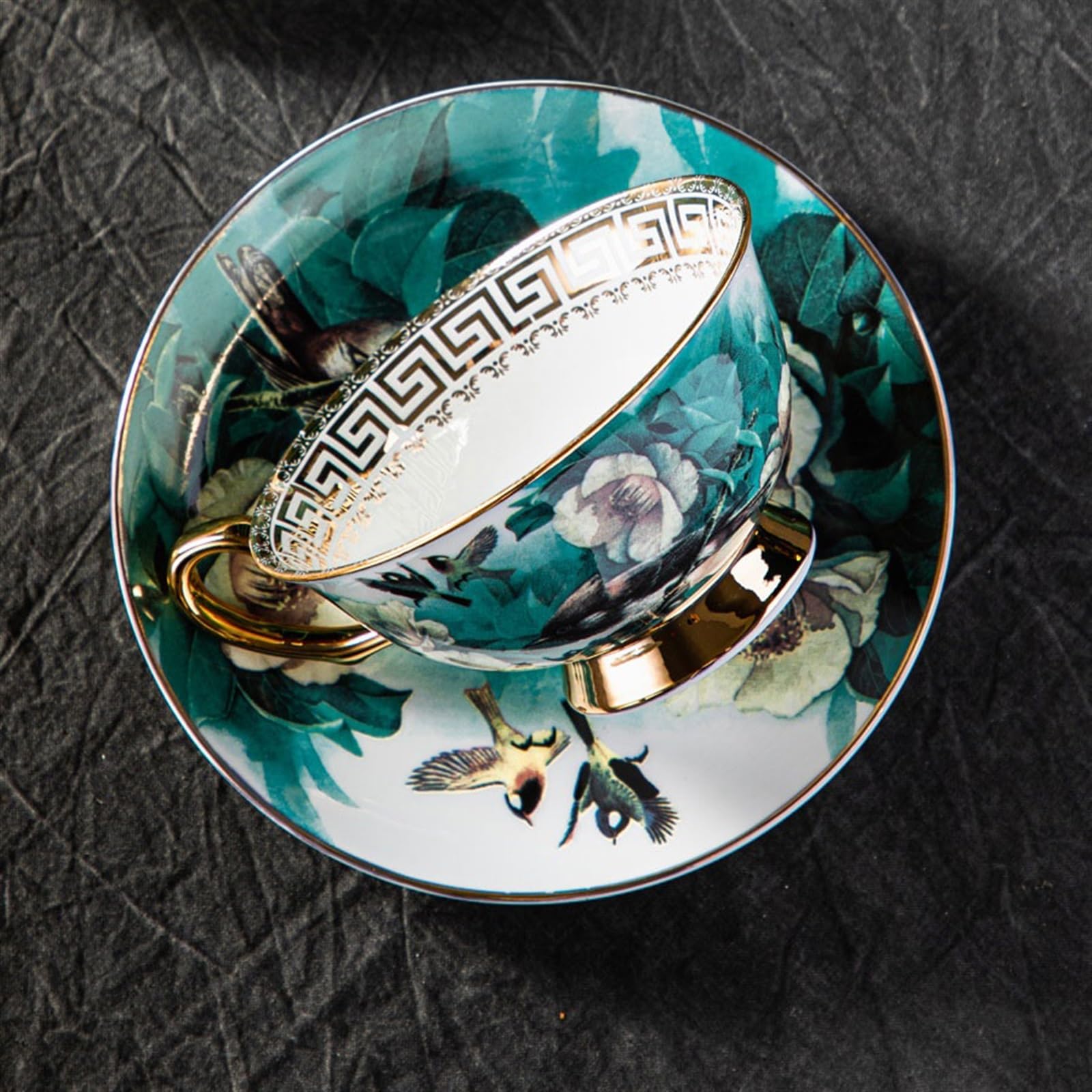 kubki do kawy wykwintne europejskie luksusowe popołudniowa herbata zestaw ceramiczne filiżanki do kawy wysokiej jakości kubki i spodki z porcelany kostnej świąteczne prezenty
