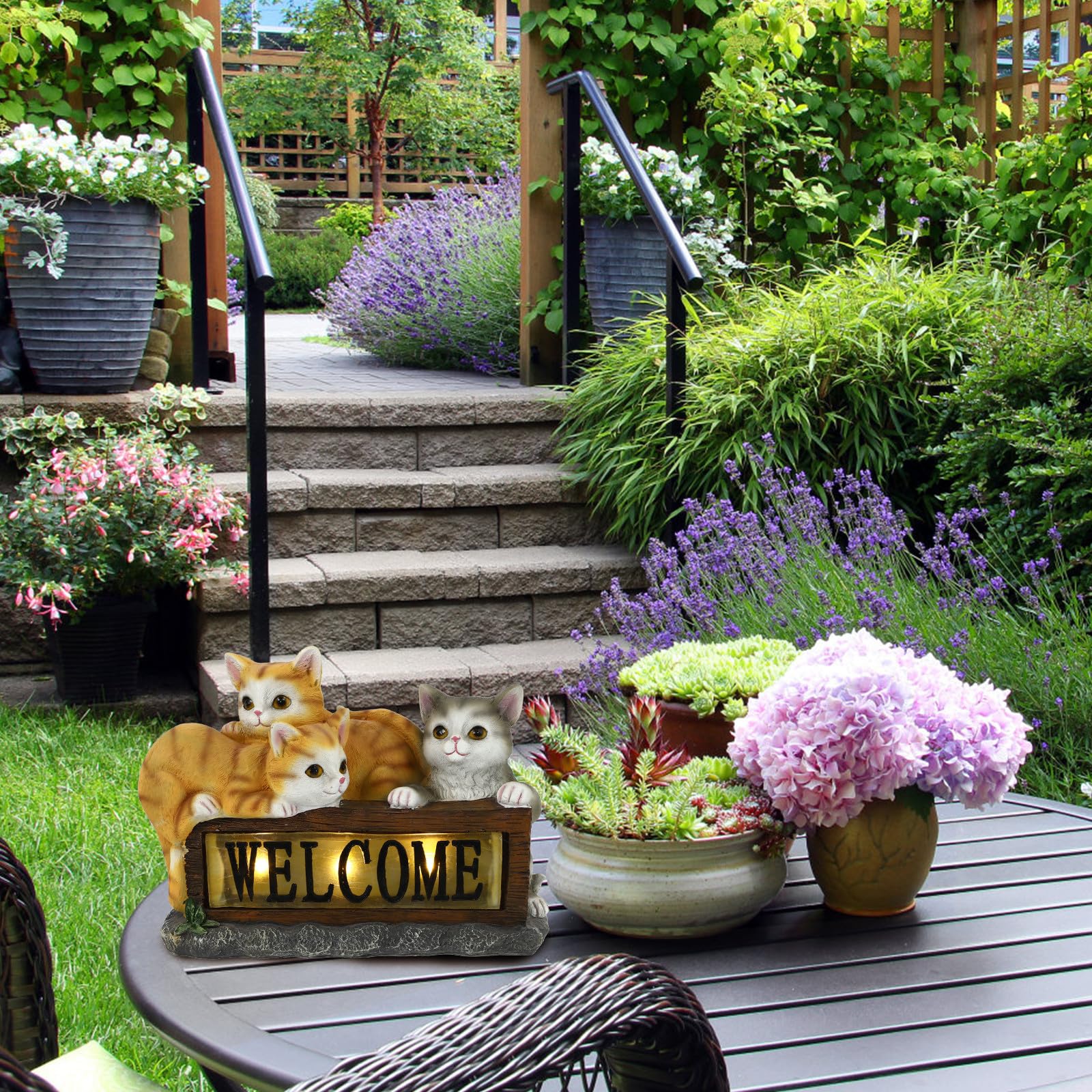 Luce Solare da Giardino a Forma di Gatto Arancione in Resina, Decorazione Delicata e Compatta per Esterno, per Portico e Giardino