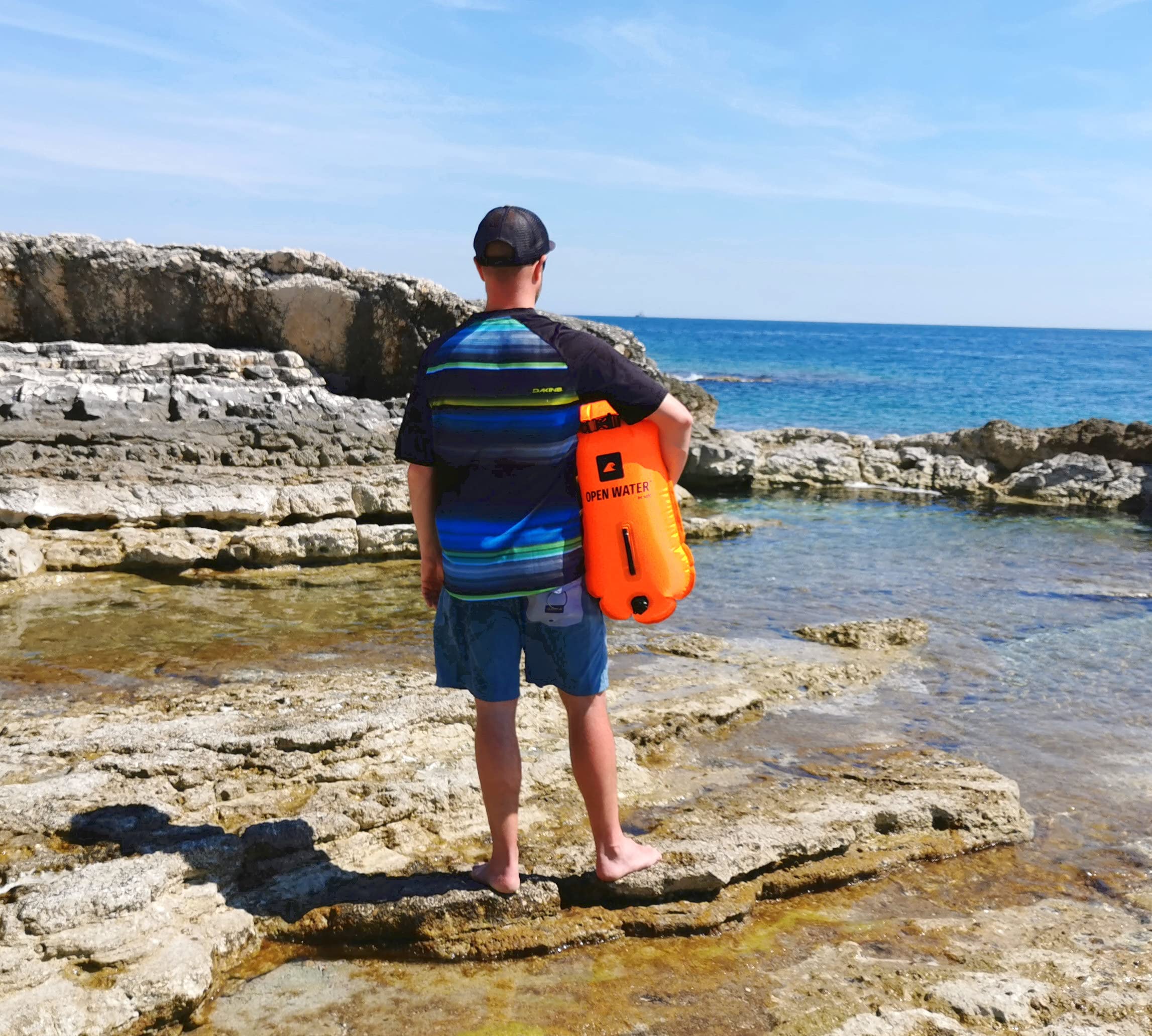 OPENWATER Bouée de natation gonflable XL - grande bouée de sécurité avec une poche pour les choses 28L orange