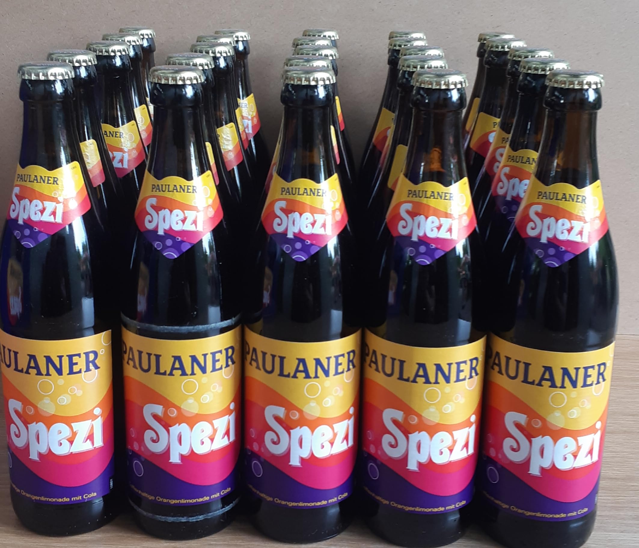 Spezi Paulaner, 25 x 0,5 Liter Flaschen, mit Mehrweg Pfand, Orangenlimonade mit Cola