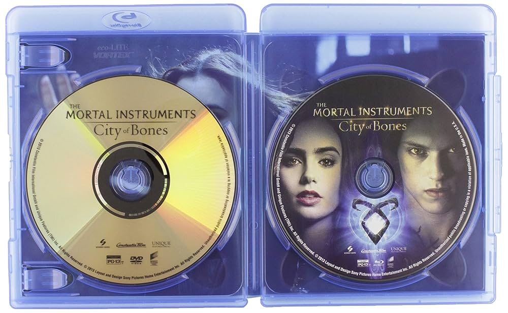 The Mortal Instruments： City of Bones City of Bones Audiobook on CD by Cassandra Clare, Ari