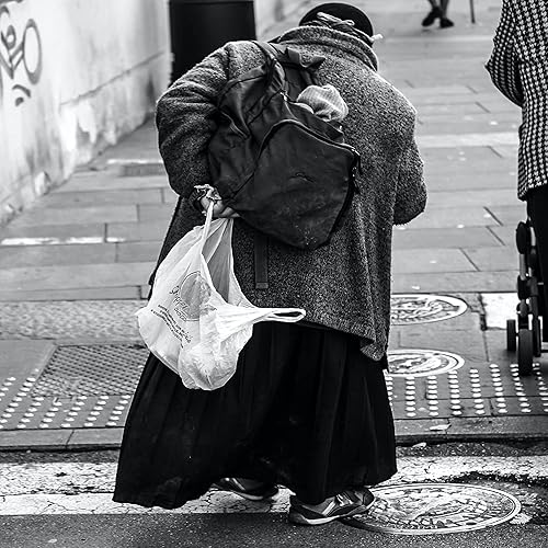 Miniatura 5 de Paquete de 12 suministros para el cuidado de las personas sin hogar, kit de cuidado de invierno a granel, kit de higiene de invierno para personas