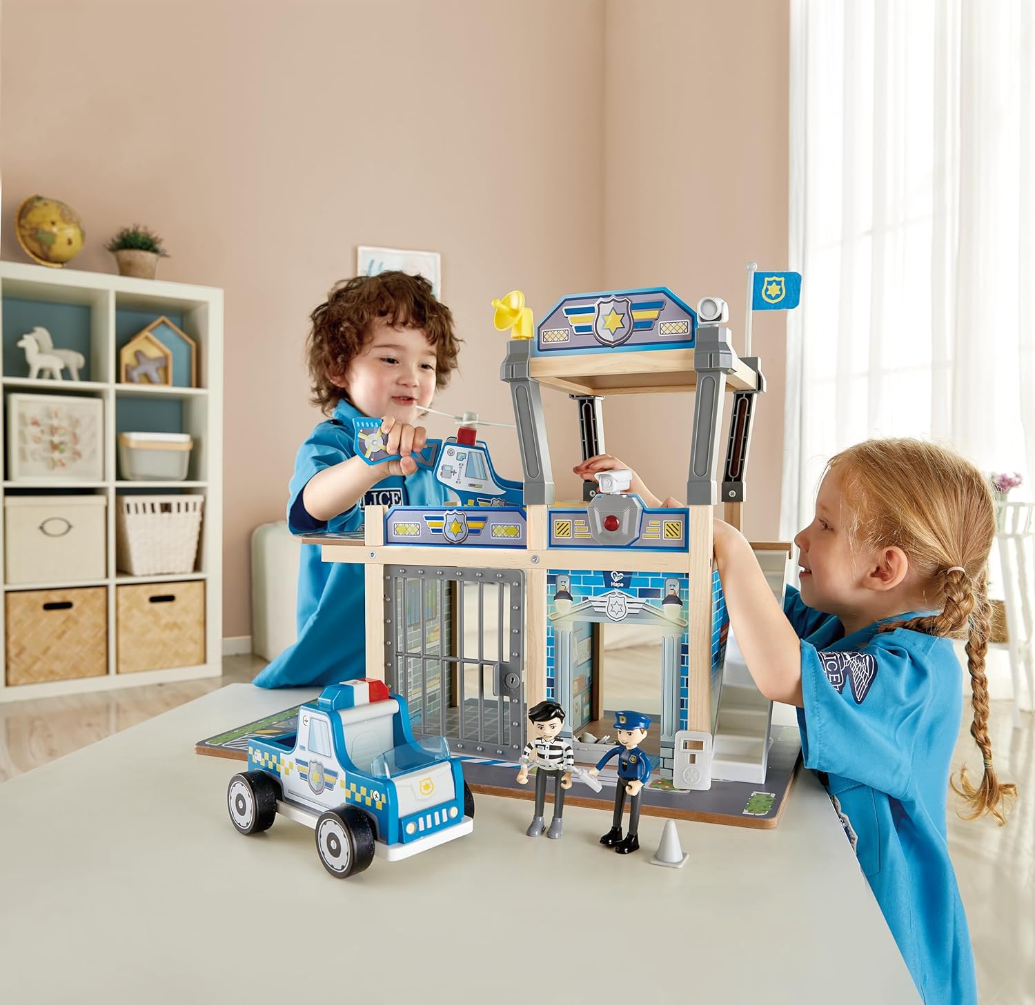 Hape Metro Police Station Play Toy Set with Sounds and Lights| 2-Level Wooden Pretend Play Toy with Action Figures and Accessories