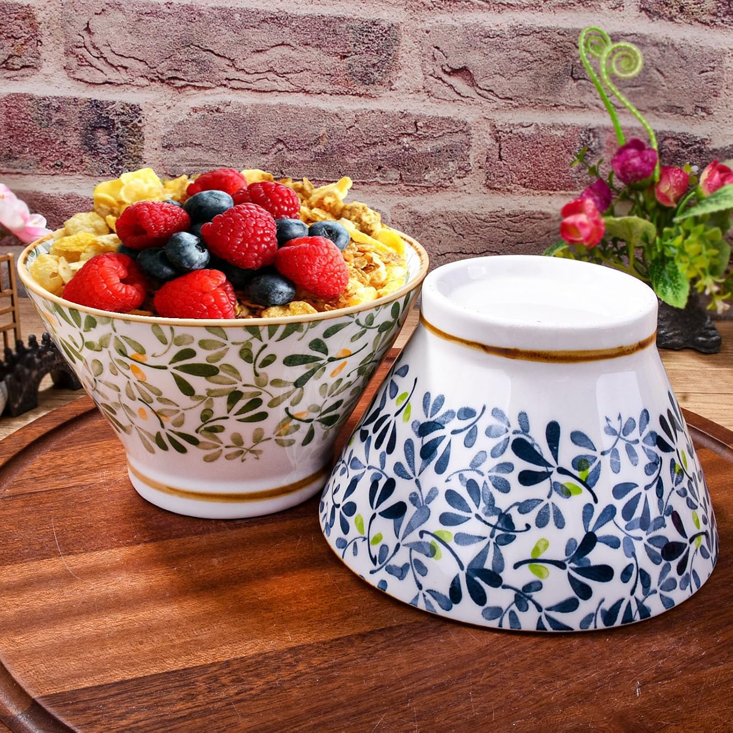 Japanese Ceramic Rice Bowl Set of 4, 4.92‘’ Porcelain Floral Cereal Bowls