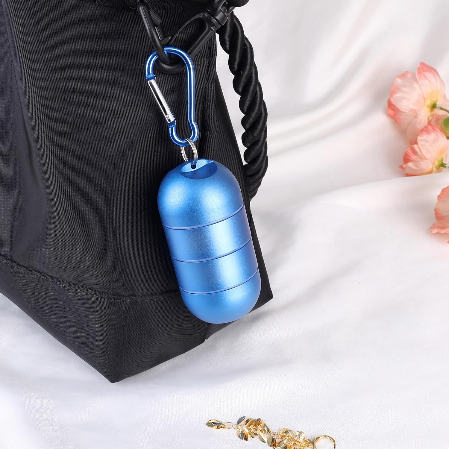 OAOLEER Travel Ring Holder Keychain, Jewelry Holder Keychain Traveling Ring Keychain Holder 3 Layers, Small Necklace Holder Bracelet Holder for Gym Sports Bag (Blue 3 Layer)