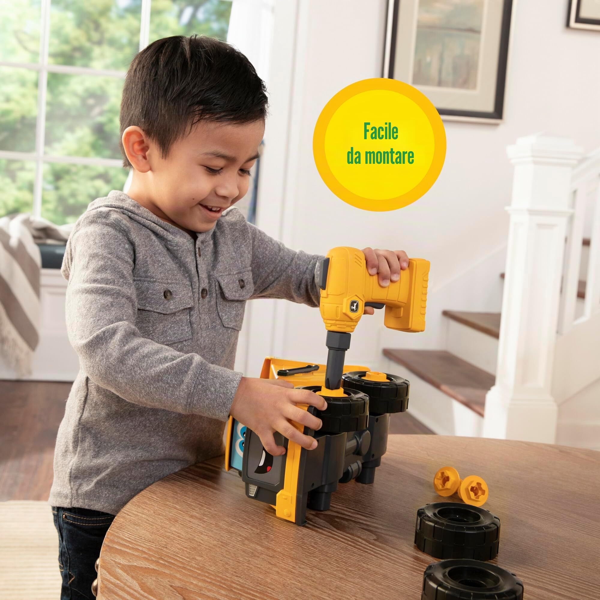 BUILD-A-BUDDY John Deere Bizak, Johnny Trattore Costruisce il Camion di Colore Giallo, icluye 18 Pezzi, un Trapano elettrico e la sua punta da trapano, con Grandi Parti preparate per i bambini +18