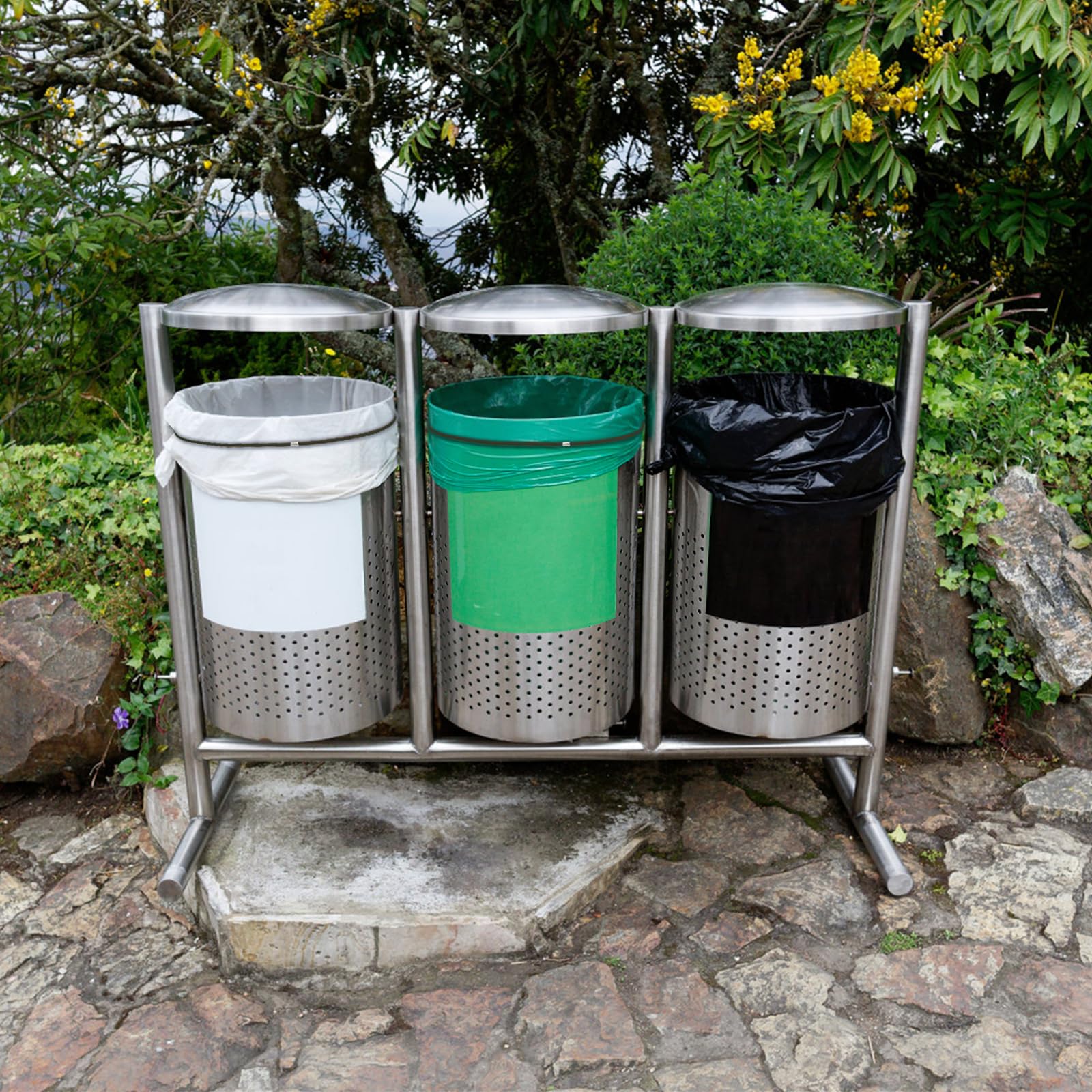 Copribidoni Doppio per Spazzatura e Immondizia in Verde Salvia Lavato per Bidoni a Ruote Ripostiglio Pattume Box Contenitore per Bidoni da Esterno Chiusura a Chiavistello con Staffe per Affissione