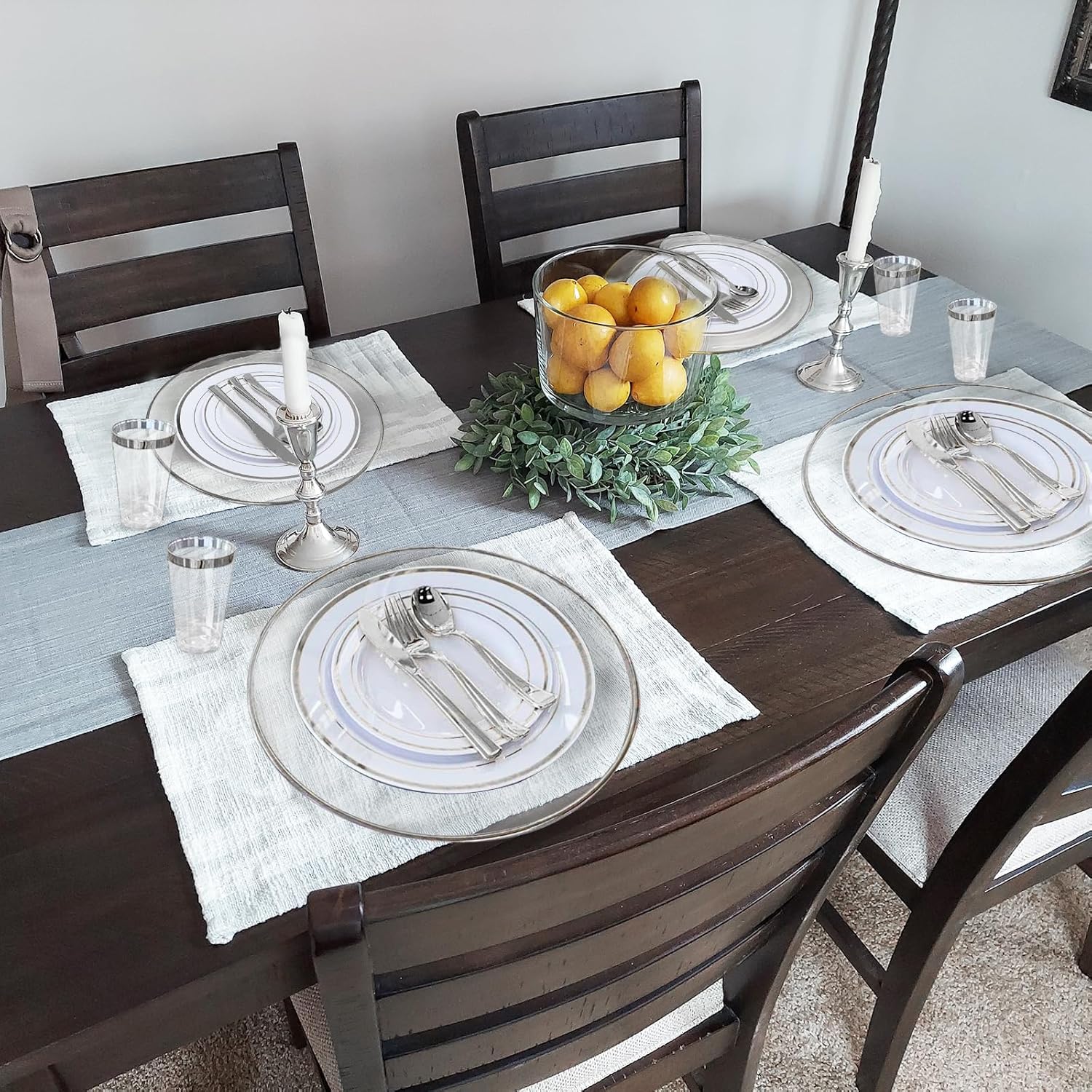 13 Inch Charger Plates, 16 Pack, Clear Charger Plates with Silver Rim, Heavy Duty Disposable Plastic Chargers for Dinner, Elegant Dining, Wedding, Party, Formal Event Decoration(16,Silver)