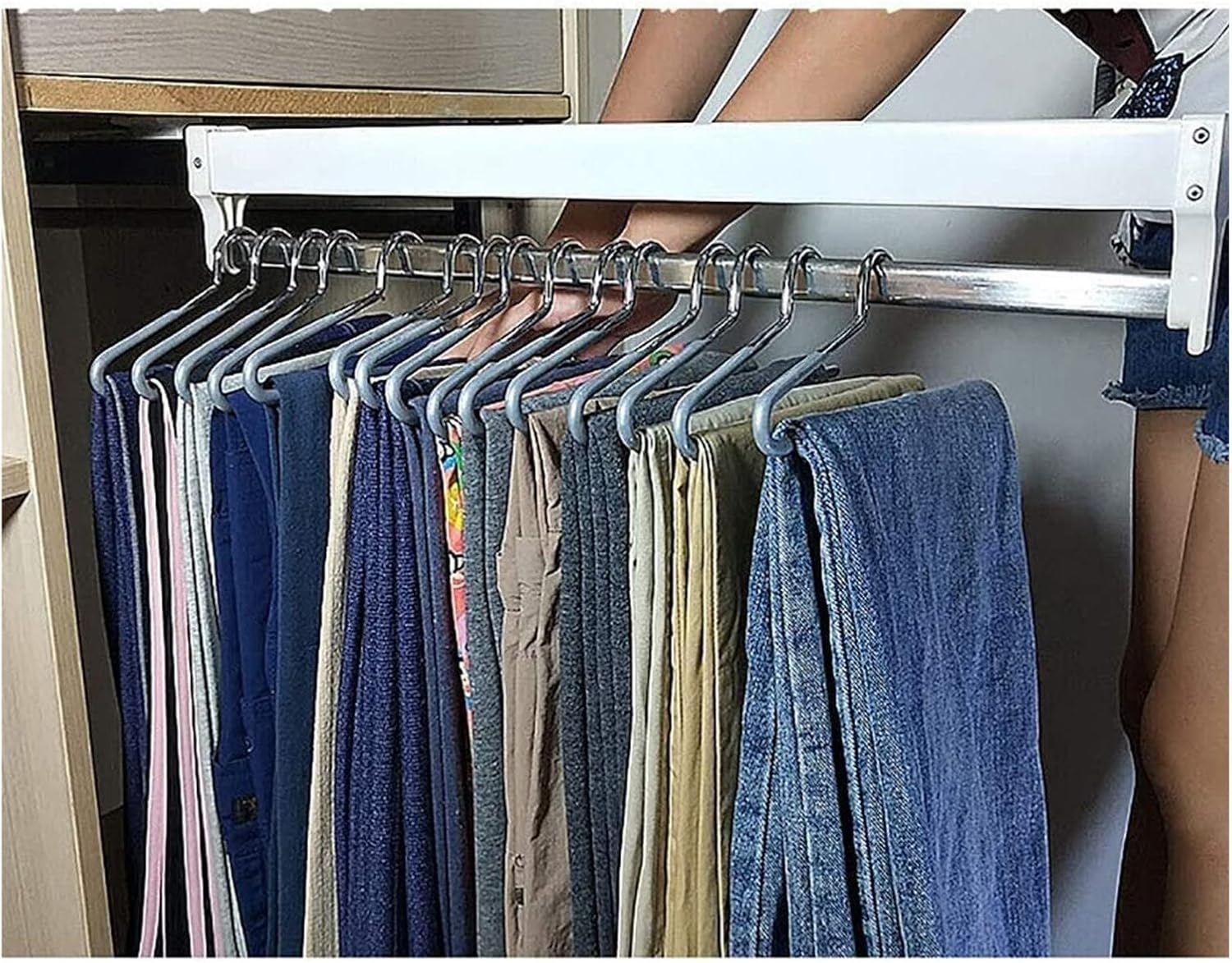 Wardrobe Clothes Rod Telescopic 3060cm Pullout Pants Rack