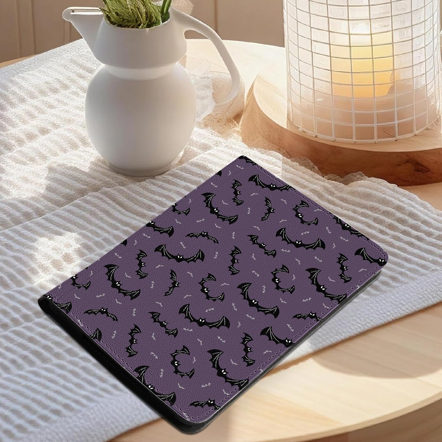 for 7" Kindle Paperwhite(12th Gen,2024)&Kindle Colorsoft Signature Edition(1st Gen,2024) Lightweight Cover,Auto Sleep/Wake Case with Kickstand&Hand Grip for KPW6,Spooky Bats