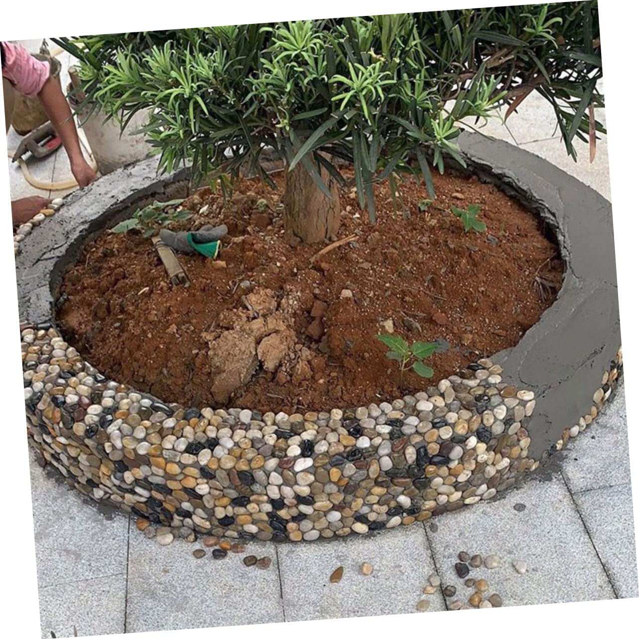 VICASKY Natural Decorative Stones for Aquarium Flowerpots and Landscaping Each Pebbles for Garden and Indoor Decorations