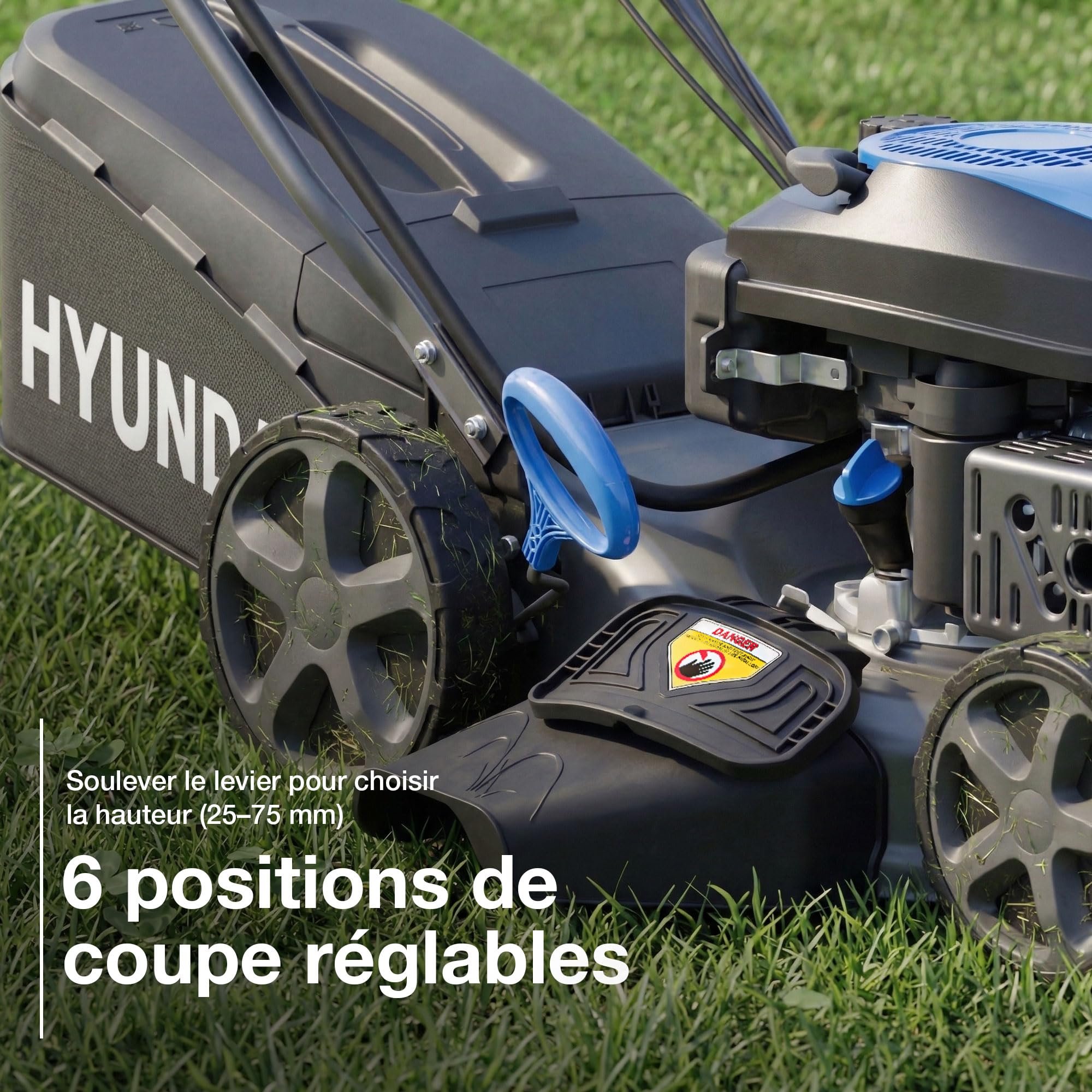 Hyundai Tondeuse à Gazon Thermique Autotractée Noire 43 cm, Démarrage Électrique, Moteur 139 cm3 3,7 CV, Coupe 4-en-1 Mulching, Garantie 3 Ans - HYM17150SPEX