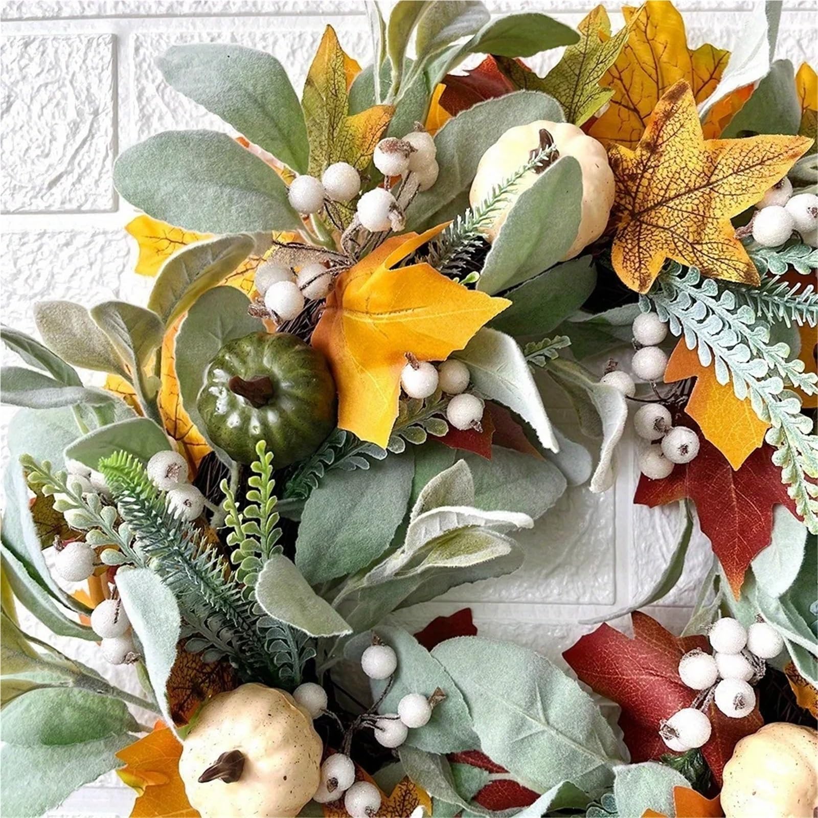 Couronne de Porte Couronne de Feuilles d'érable artificielles, Guirlande Porte en Citrouille Blanche for Halloween, Thanksgiving, Ornements Suspendus pour la décoration
