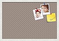 Vista 32 de PinPix Tablero de anuncios de corcho de 12 x 12 pulgadas. Este tablero decorativo enmarcado viene con diseño de círculos B W y un marco blanco