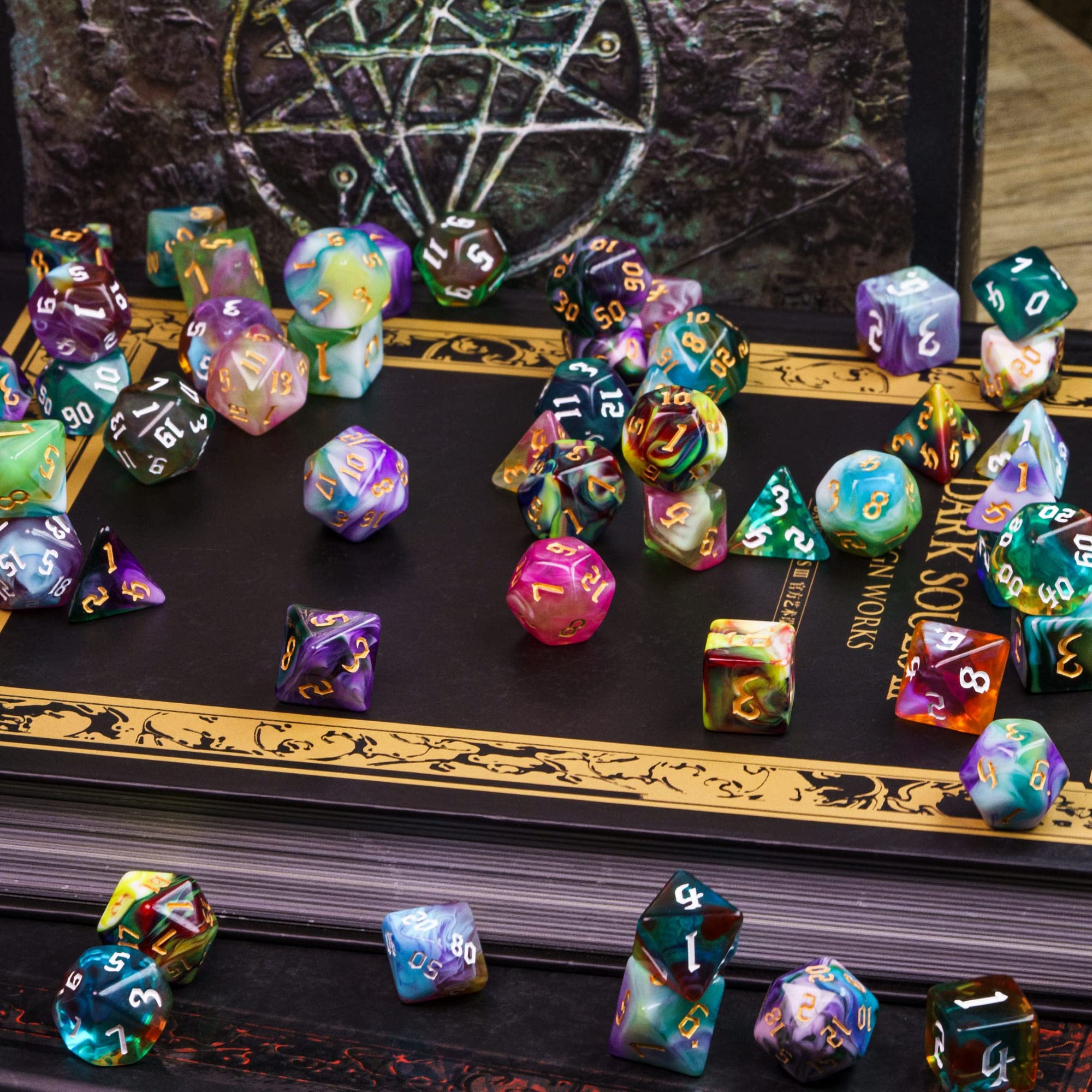 Lot de 8 dés polyédriques, 56 dés DND avec 2 grands sacs en cuir, jeu de dés D&D pour Donjons et Dragons, RPG, jeux de table MTG