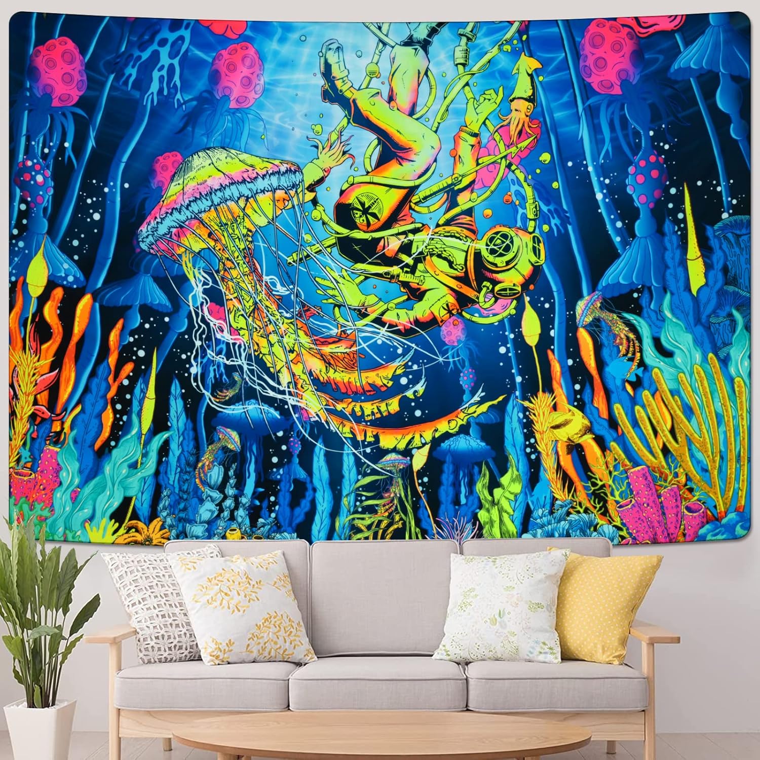 Uspring - Tapiz De Mariposa De Luz Negra, Tapices De Bosque De Fantasía, Luna De Montaña, Tapiz De Calavera UV, Colorido Tapiz De Hongos Para Recámara Estético (23.2 X 83.8 Pulgadas