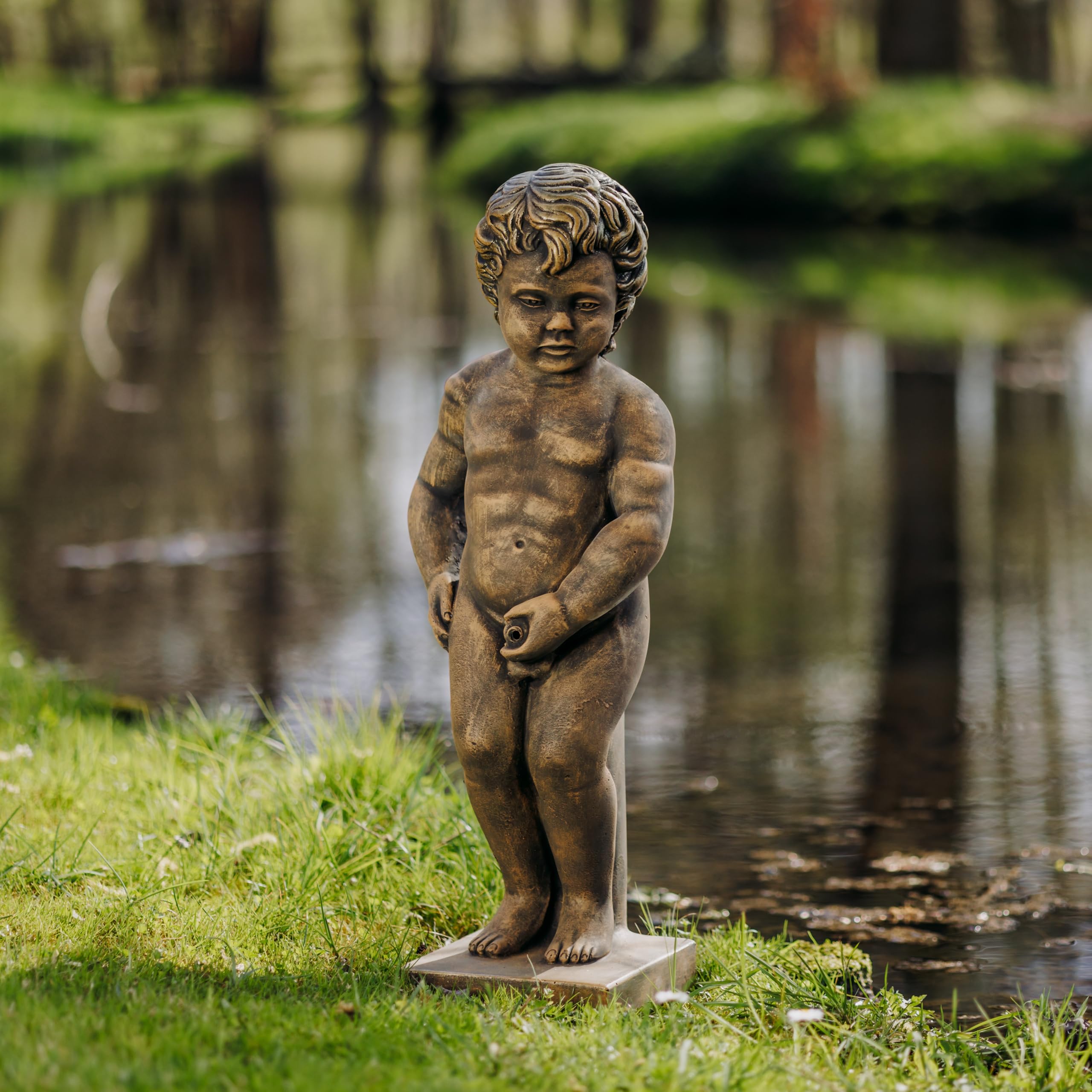 gartendekoparadies.de Mannekenpis/Little Man Relieving Mannekenpis
