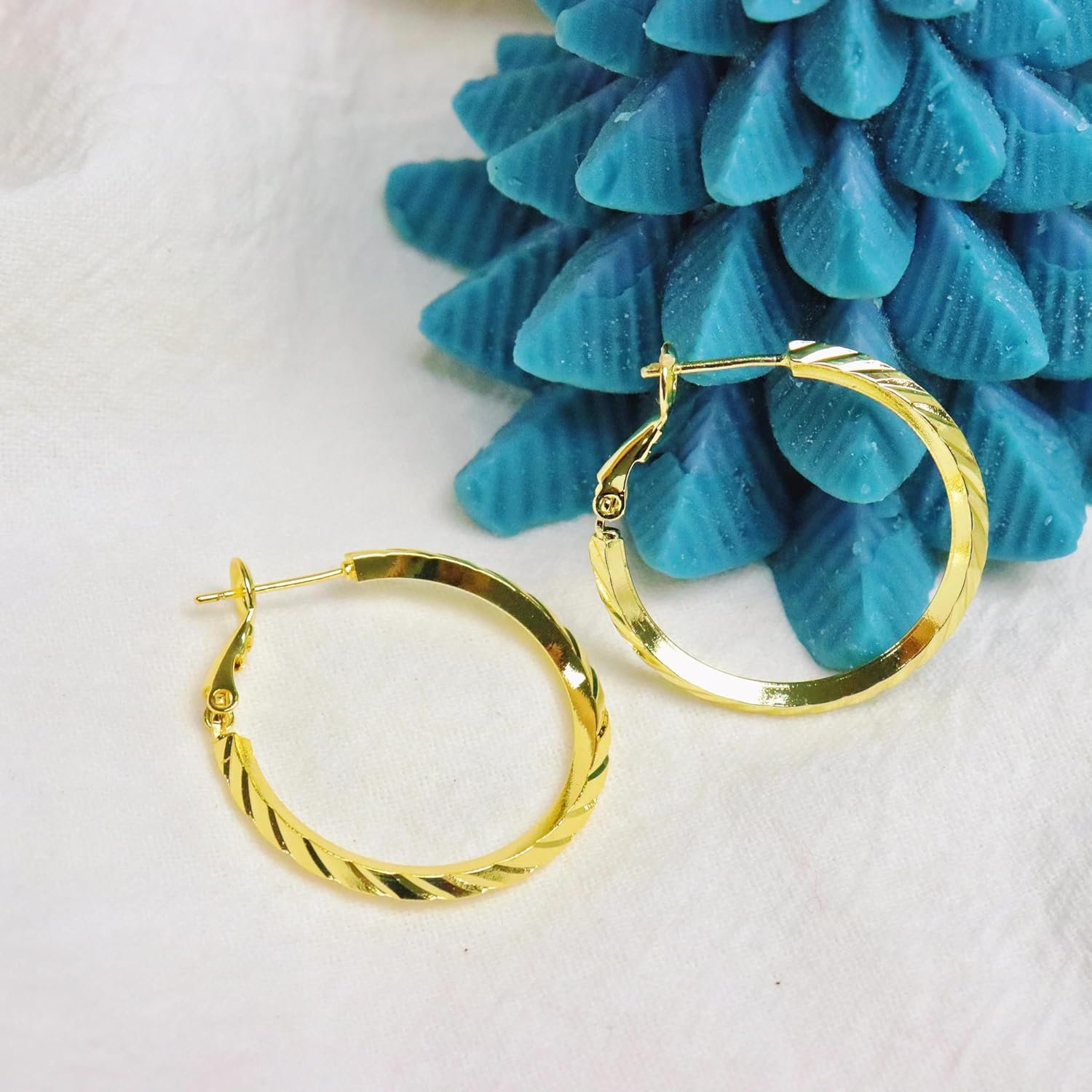 ToHeart 14k Gold Hoop Earrings for Womens Hoop Earrings - Image 3