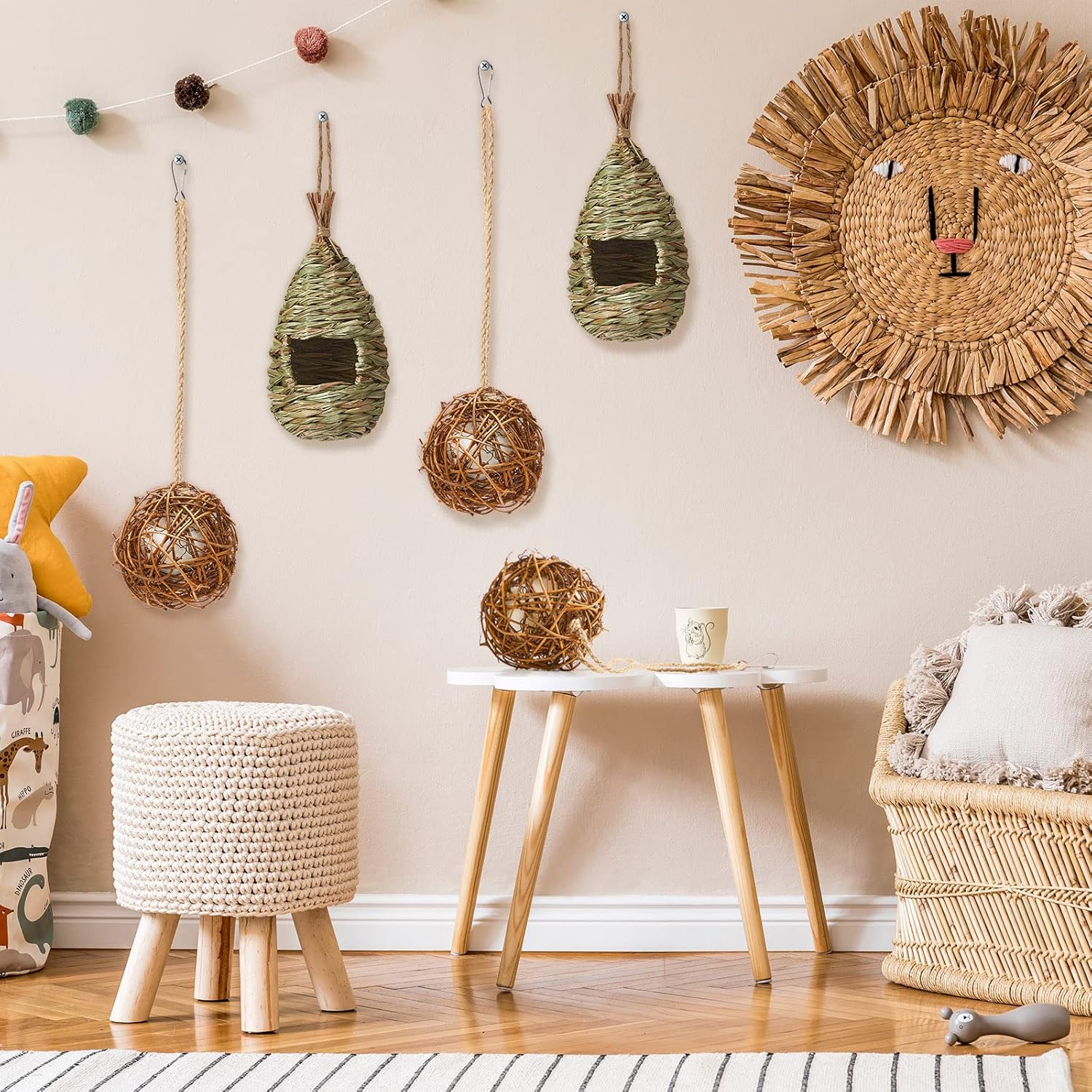 8 Pcs Hummingbird Nest House for Outside Hanging Set Small Grass Bird Houses Hand Woven Round Hummingbird Nest with Refillable Cotton Garden Outside for Garden Patio Lawn Home Decoration, 2 Shapes