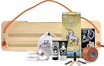 Amazon Co Jp Friction Labs オールインワン ロッククライミング エッセンシャル バンドル Gorilla Grip ルーズクライミングチョーク チョークボール 液体チョーク ハンドリペアサブ タコやすり クライミングブラシ フィンガーテープ ステッカーシート スポーツ