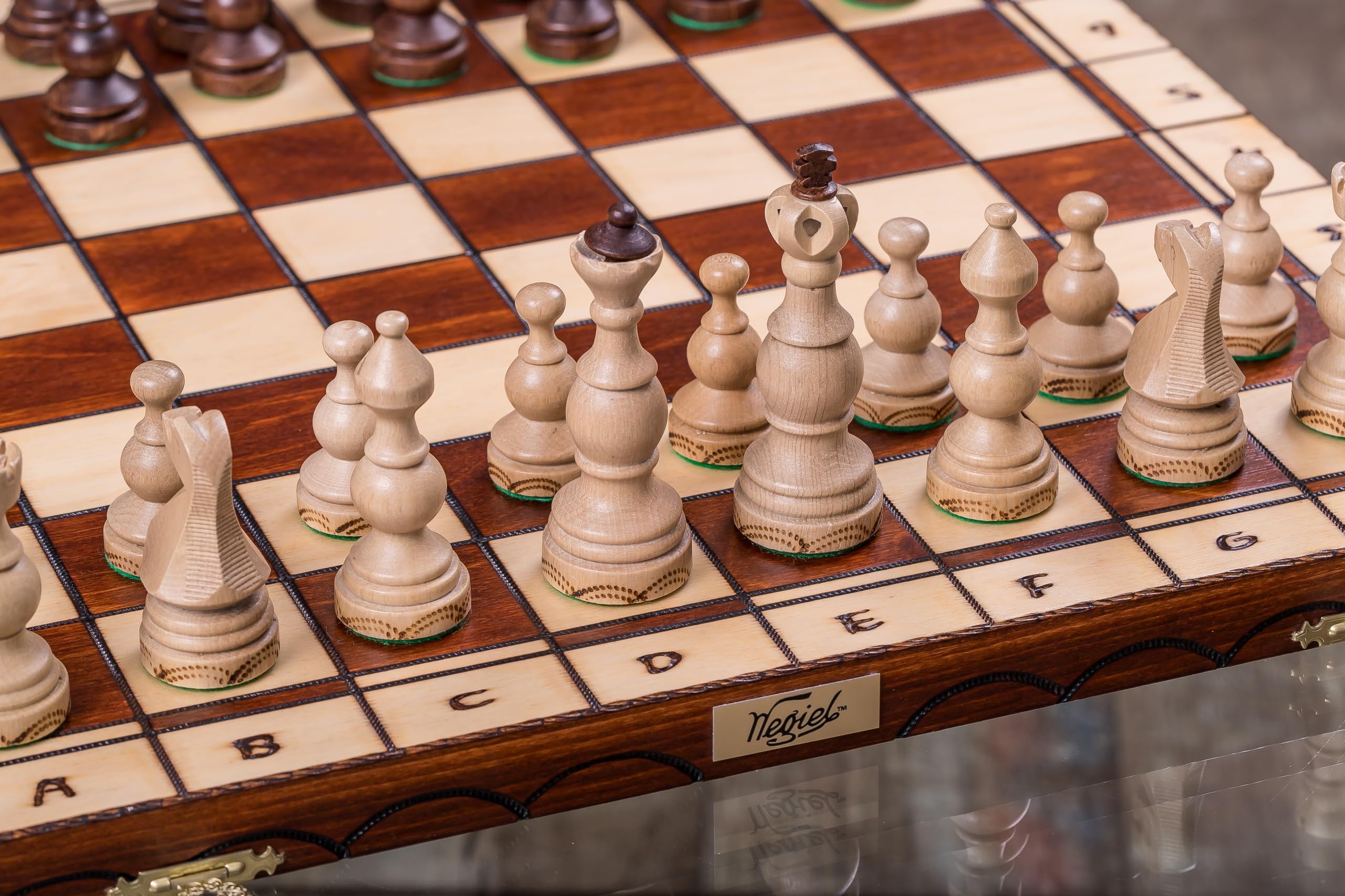 Schach aus Holz Schachspiel Legate + 2 x Damen - 48 x 48 cm Geschenkverpackung - Schachbrett & Schachfiguren Edel aus Holz