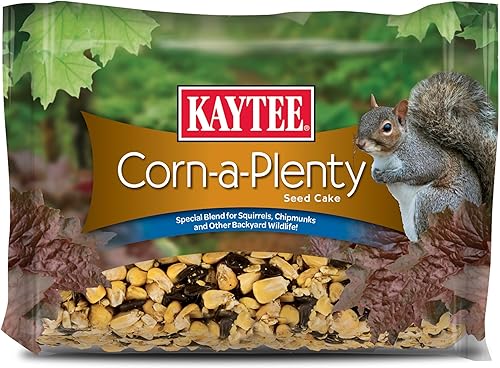 Kaytee Corn A Plenty Treat - Alimento para pastel de semillas para ardillas silvestres, ardillas, conejos y otros animales salvajes de backyeard,