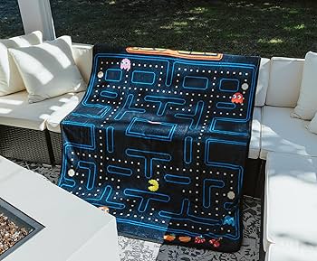 Amazon.com: Toynk PAC-Man Classic Maze 45 x 60 Inch Throw Blanket