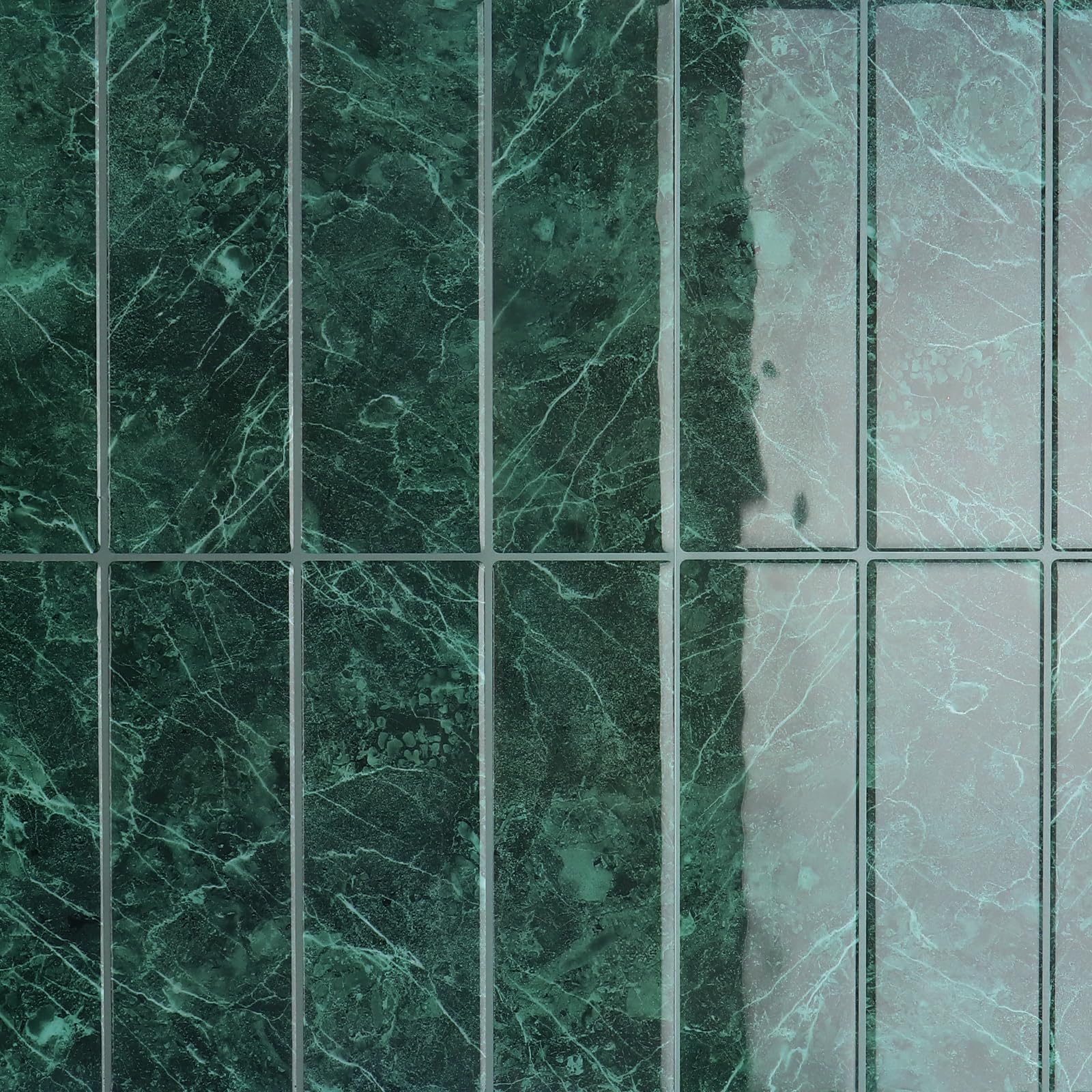 CRE8TIVE Azulejos Adhesivos Verde para Cocina y Baño - 16 Piezas Vinilos Impermeables de Mármol para Baldosas, Lavadero, Escaleras - 30.5cm x 30.5cm
