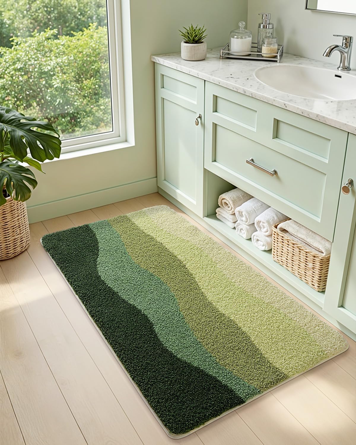 DEXI Bathroom Rugs Non Slip, 24x36 Washable Microfiber Bath Mat Quick Dry, Absorbent Ultra Soft Natural Mountains Bathmat for Shower Floor Tub Sink, Green