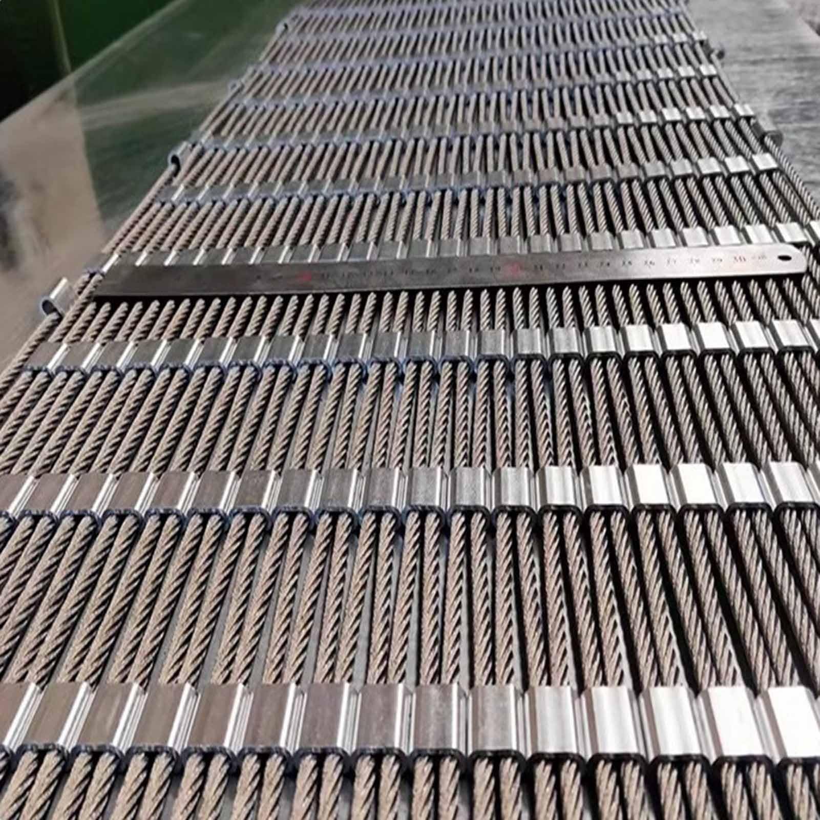 Rejilla de malla de acero inoxidable de 0,6 x 8 m, red de seguridad universal para balcón, malla de alambre protectora de 10 cm/2 mm, pantalla de metal para uso en exteriores