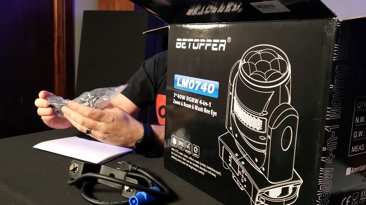 【未使用】 BETOPPER 7*400W RGBW ステージライト Amazon.com: BETOPPER Moving Head DJ Lights, 7 x 8W RGBW