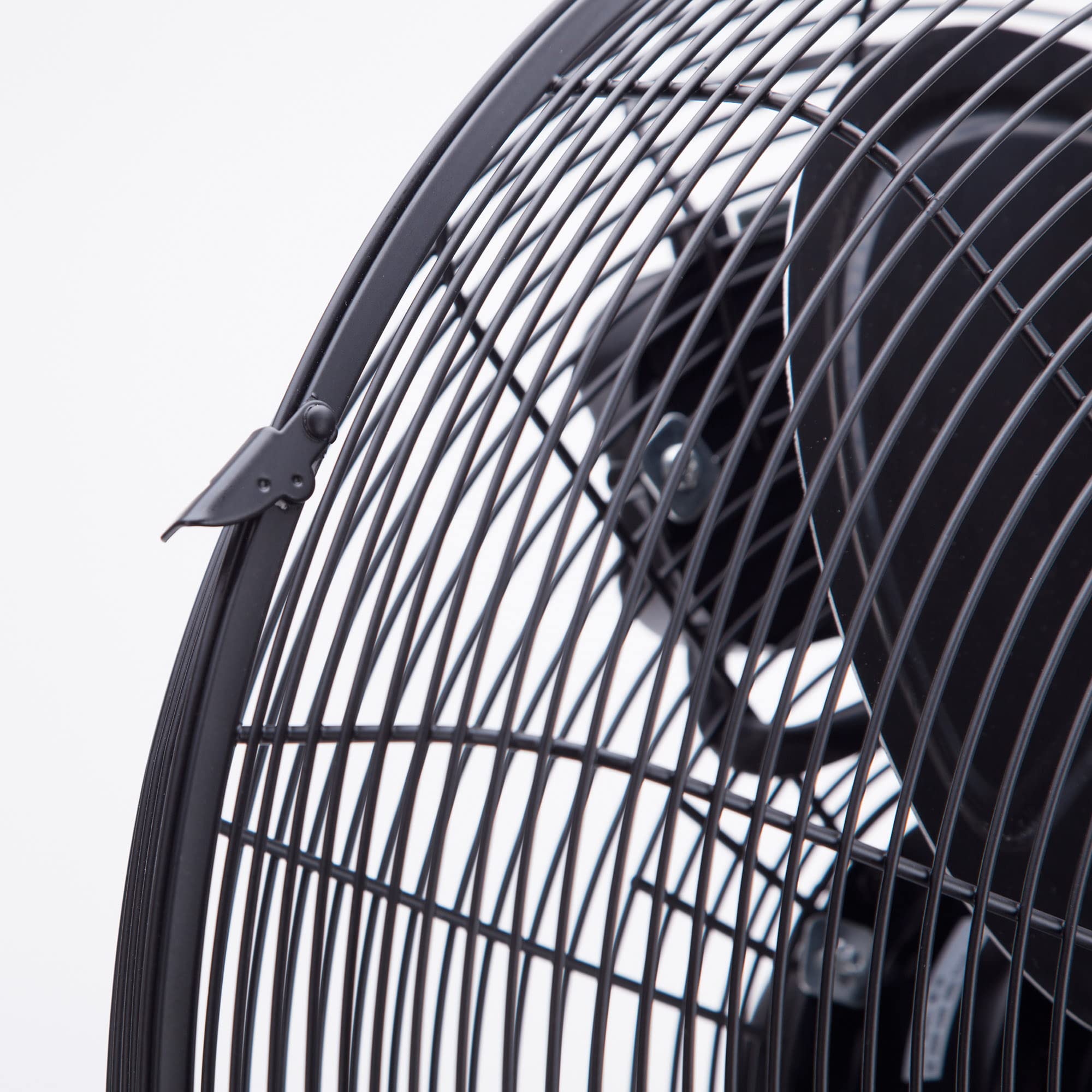 JATA VC3000 - Ventilador de aire industrial con 3 aspas metálicas. Gran ventilación. 3 velocidades. Multiorientable. Rejilla protectora trasera y delantera. Medidas: 50 x 55 cm