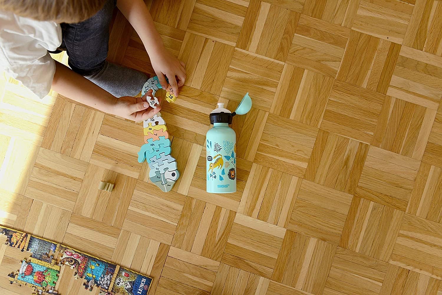 Sigg - Kids Water Bottle - KBT - Made in Switzerland - Neutral Taste - Leakproof - Lightweight - School, Sports - 14 Oz - Image 10