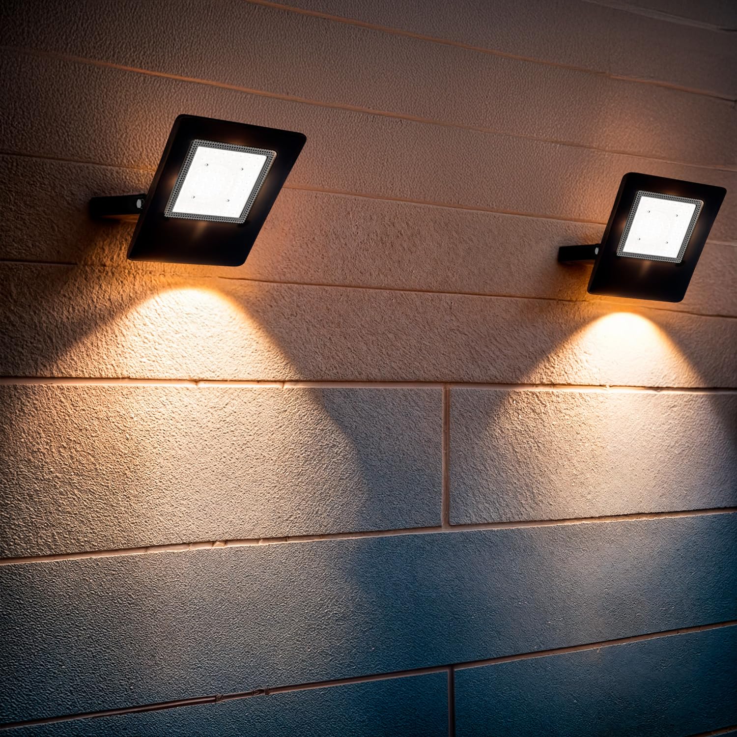 LEDKIA Proiettore LED 50W Regolabile TRIAC 170 lm/W IP65 ELEGANCE Slim PRO