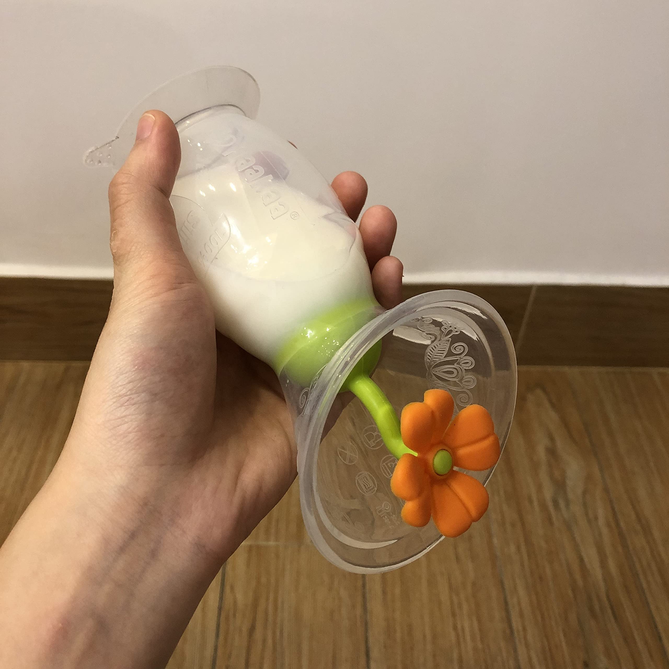 Tiralatte in silicone Haakaa gen 2. 150 ml, Tiralatte manuale 100% silicone alimentare Senza BPA, PVC e ftalati