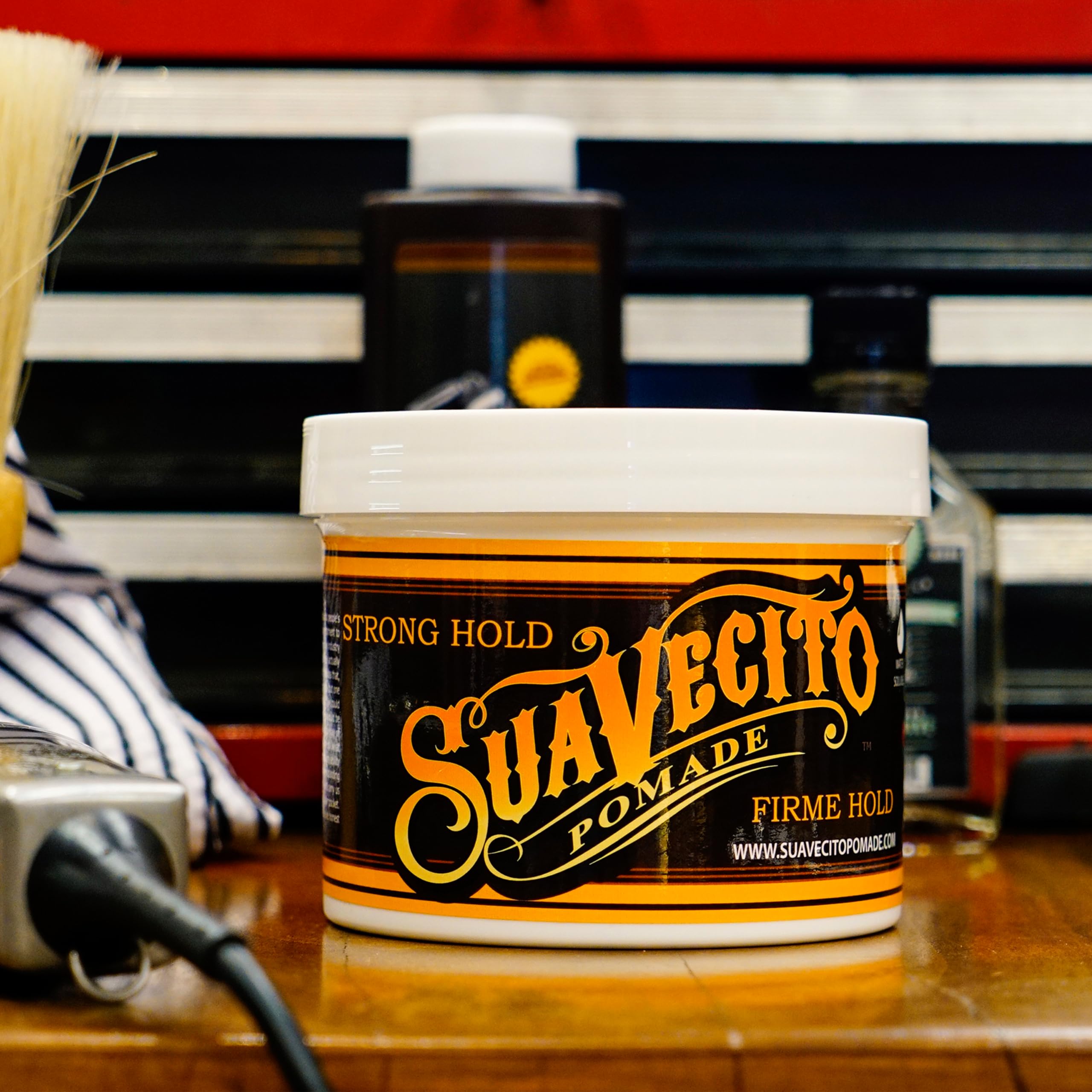 Suavecito Firme Strong Hold Pomade Maximum Hold High Shine 908g | Maximum Hold High Shine Non Flaking Formula. Easy to Apply and Wash Out. Ideal for All Day Control and Professional Use.