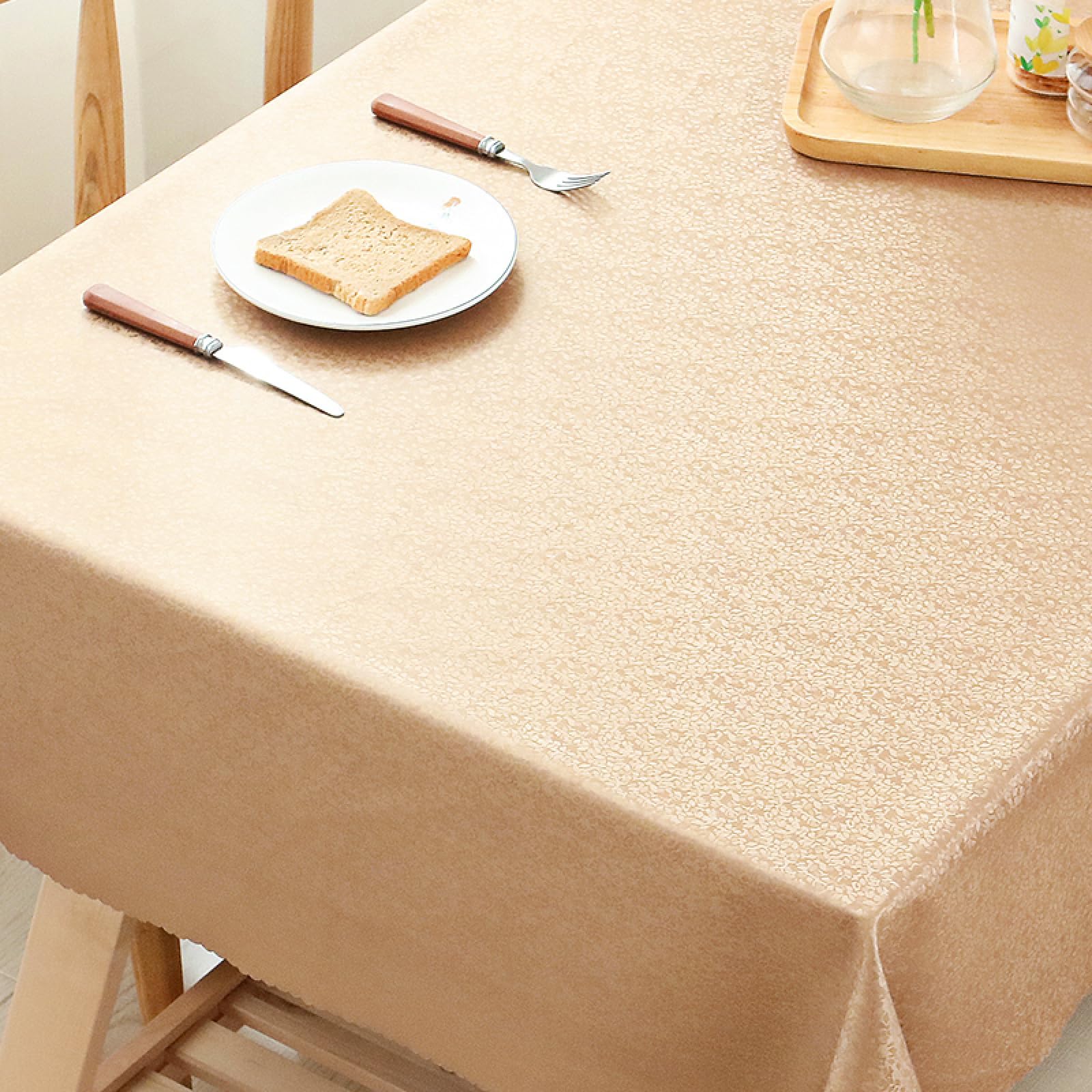 Nappe antitache lavable à l'eau pour résoudre le problème des taches de repas
