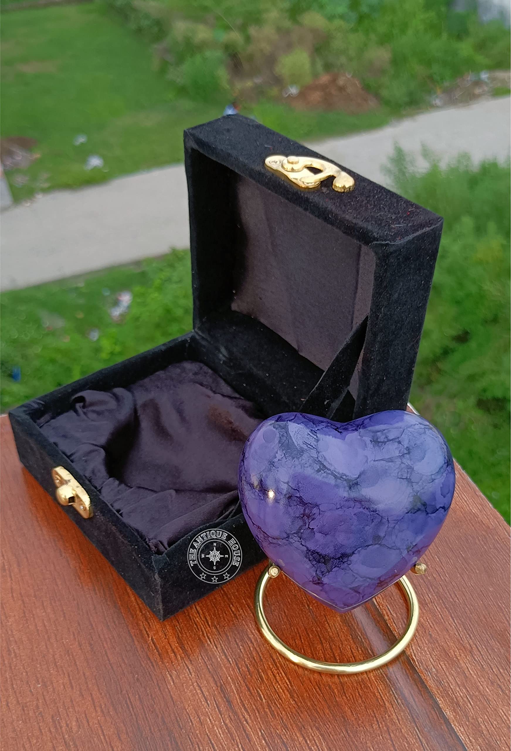 Urna de cremación morada para cenizas, recuerdo de corazón, urna con caja negra y soporte de latón, mini urna para tu ser querido adulto y entierro funerario para adultos y bebés