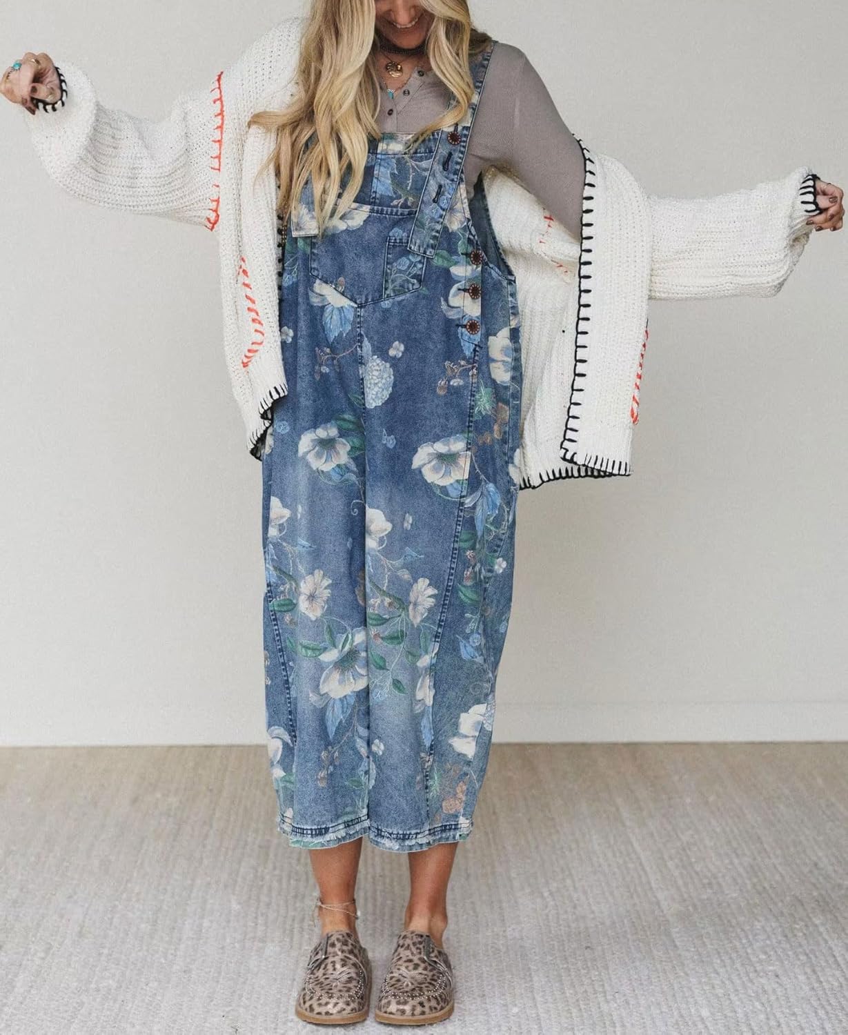 chouyatou Women's Vintage FLoral Print Denim Bib Overalls Y2k Boyfriend Baggy Jumpsuit Wide Leg Overall Pants