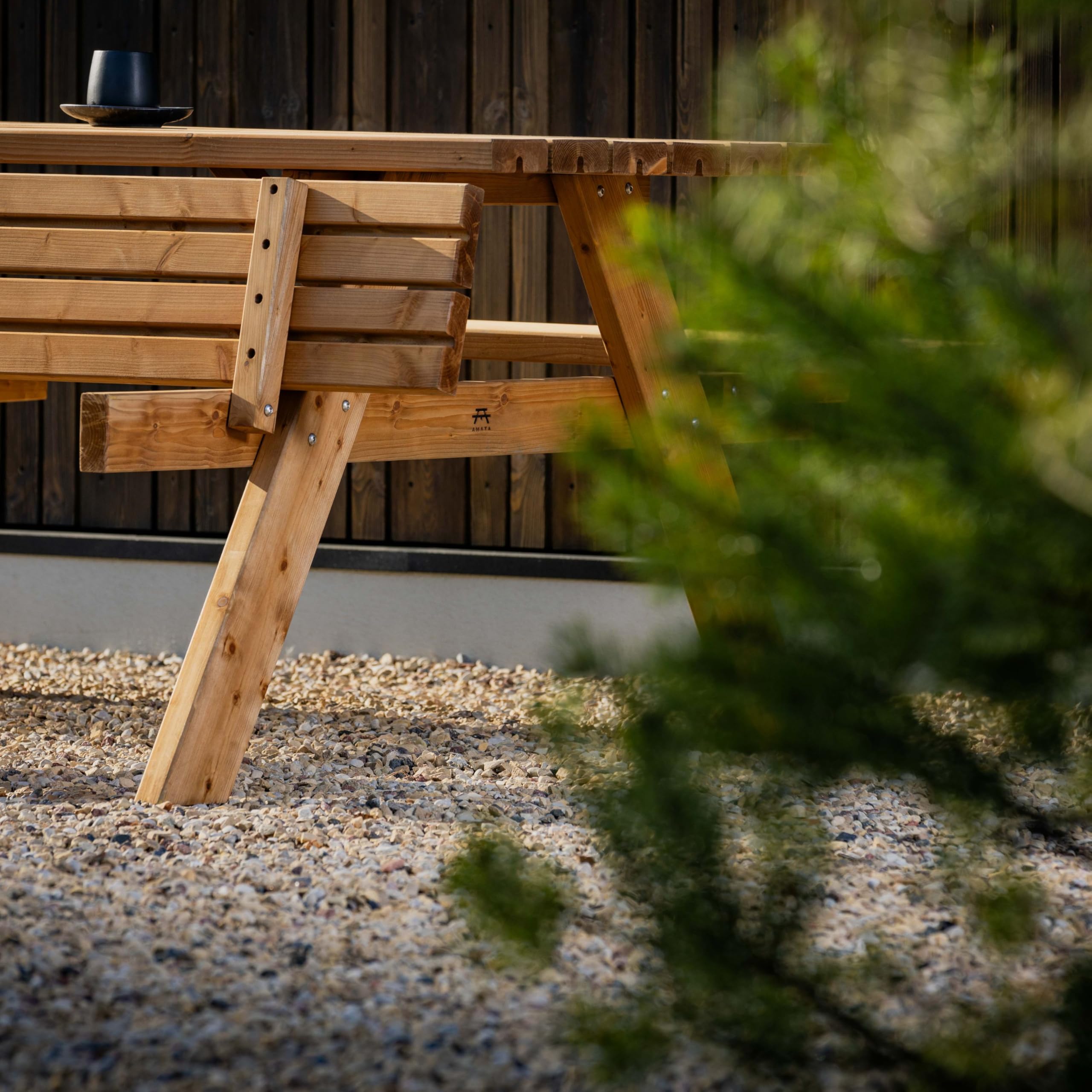 AMATA Mesa de picnic de diseño clásico con asientos plegables, colección UNGURS, mesa de picnic de madera resistente a la intemperie para exteriores, perfecta para jardín y patio (avellana oxidada)