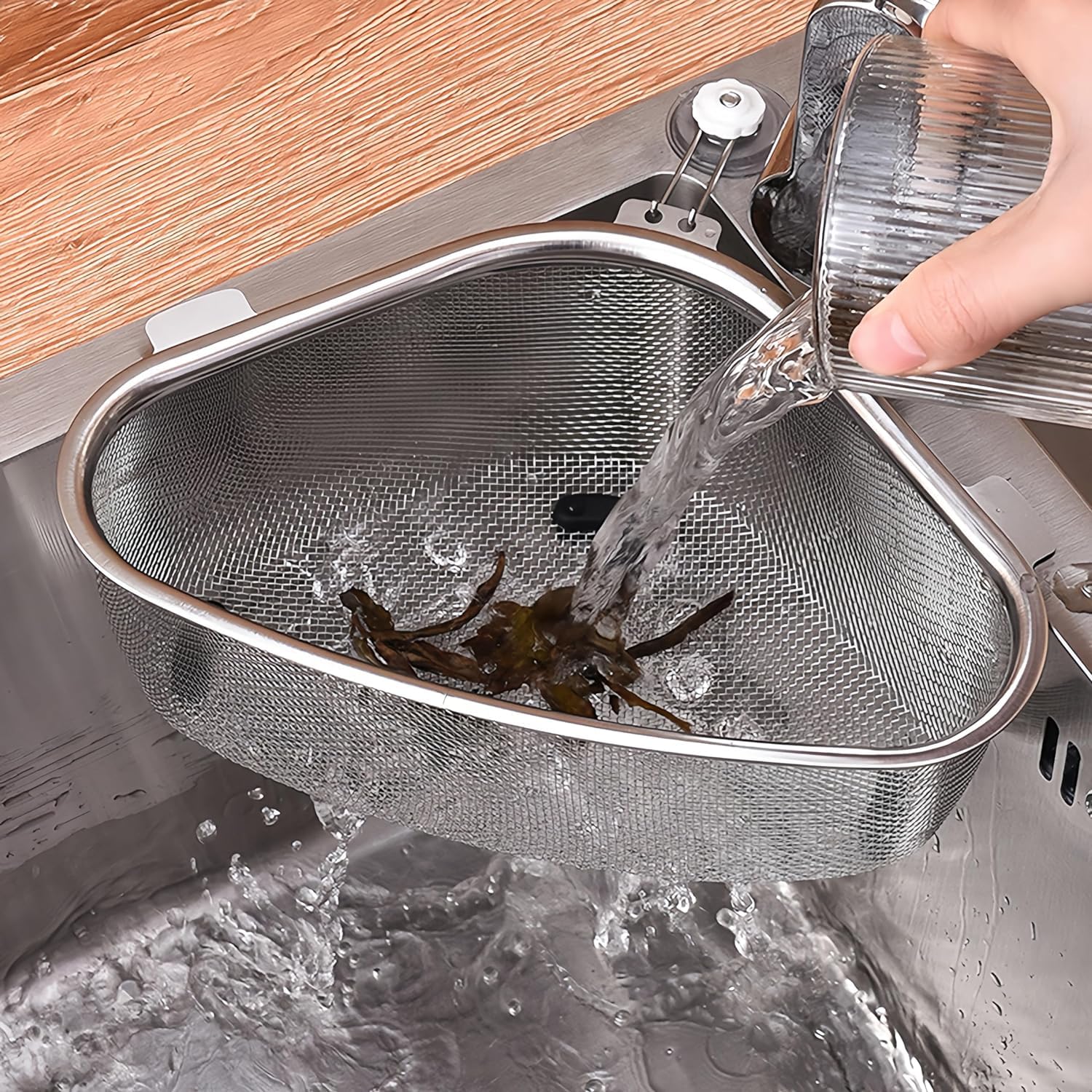 Stainless Steel Triangle Sink Drain Rack Corner Kitchen Sink Strainer Basket Sink Food Catcher Colander Basket Wire Mesh Strainer to Collect Food Scraps, Keeps The Scraps from Clogging Drain