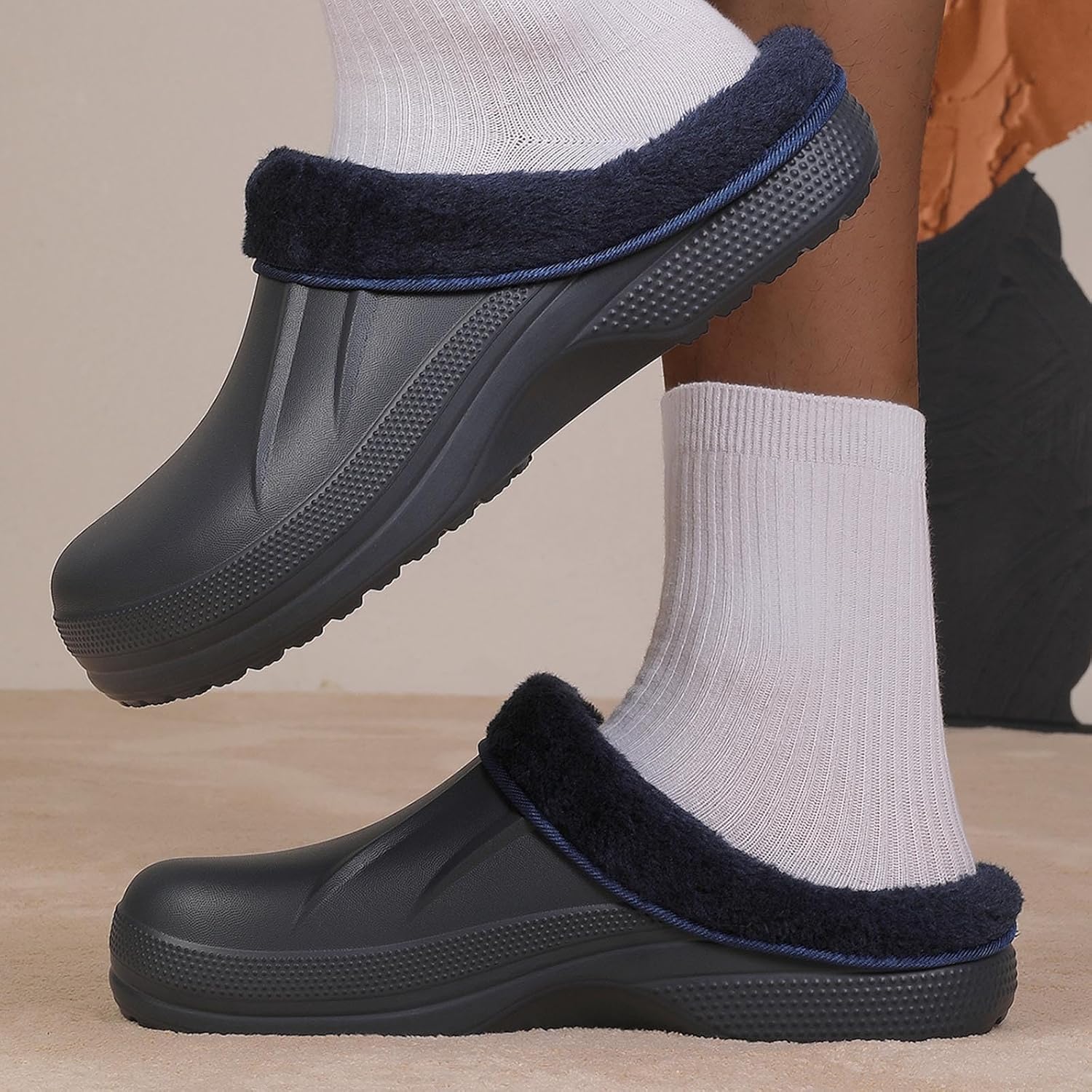 Winter Clogs for Mens Womens Faux Fur Lined Garden Shoes Slip-On Warm House Slippers Waterproof Non-Slip EVA Mules - Image 2