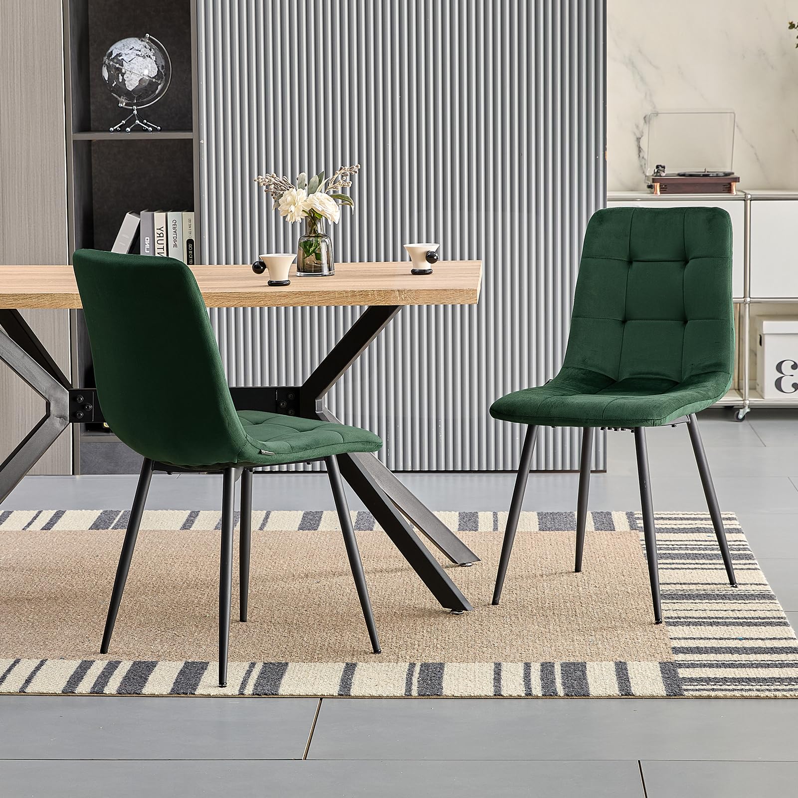WAFTING Set di 4 sedie da pranzo imbottite con schienale alto e velluto olandese, con base in metallo, per sala da pranzo, soggiorno e reception, verde scuro
