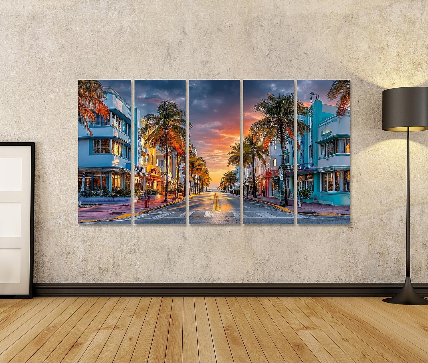 islandburner Cuadro sobre lienzo bordeado de palmeras al atardecer en Miami Beach - 5 piezas XXL