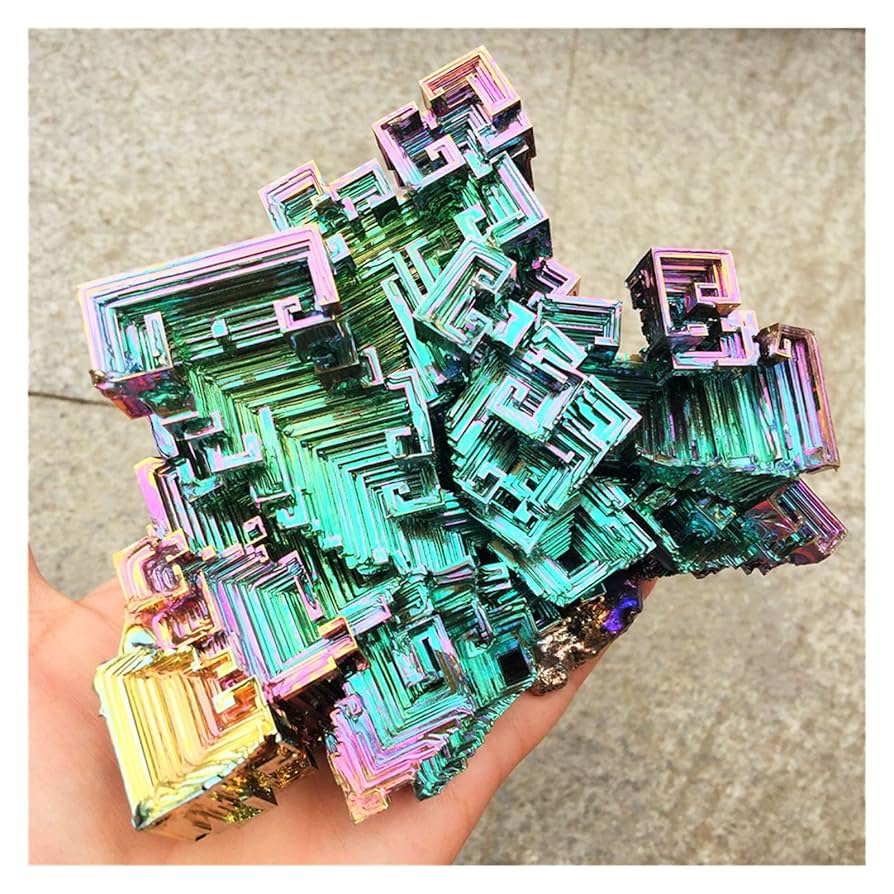 神秘的な美しさを持つビスマス結晶 432gケース付き Amazon.co.jp: 美しい鉱物標本 ビスマス結晶 玉虫色の鉱物 800