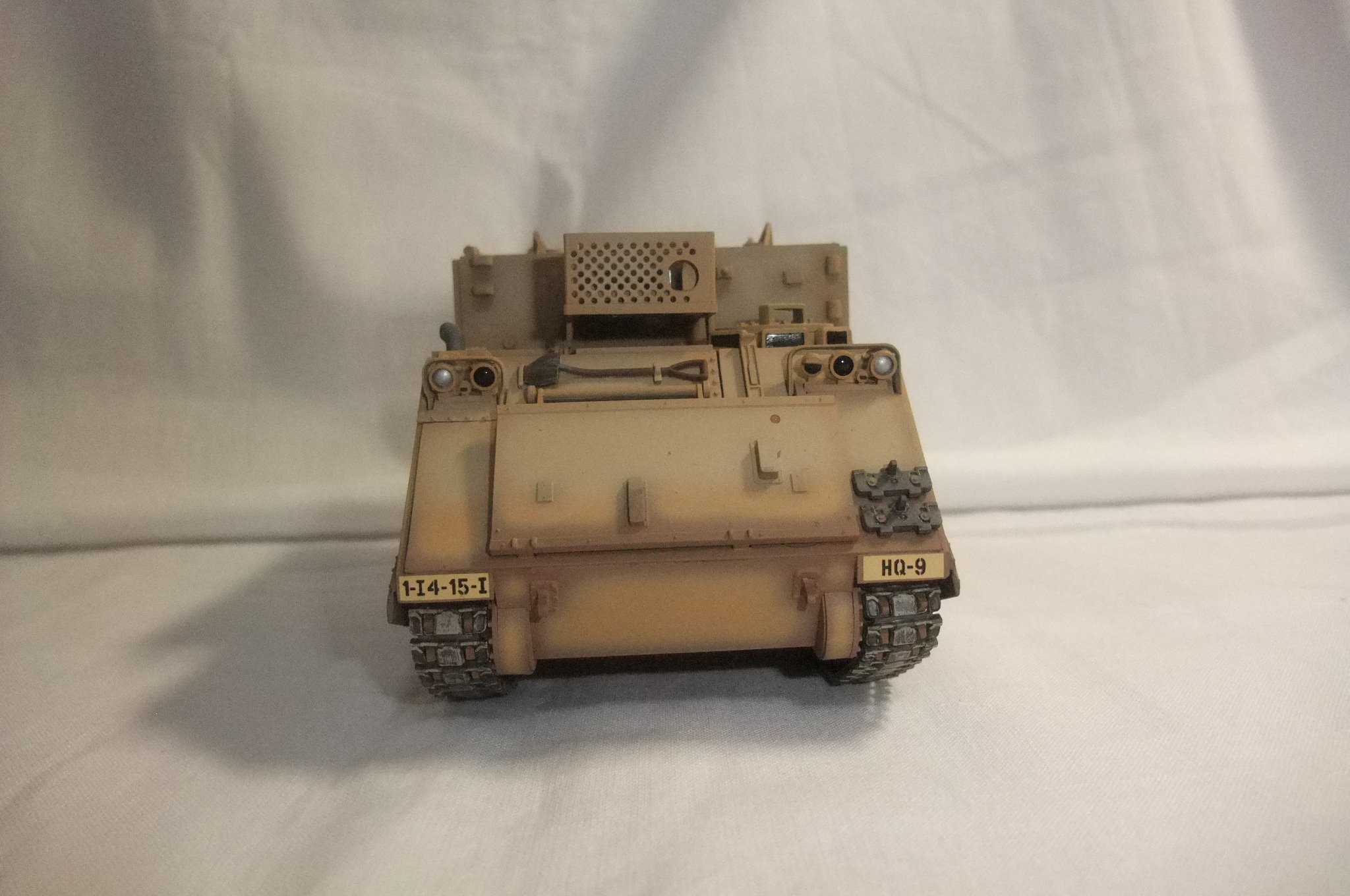 Amazon | 完成品 アメリカ軍M577コマンドポスト 35分1サイズ