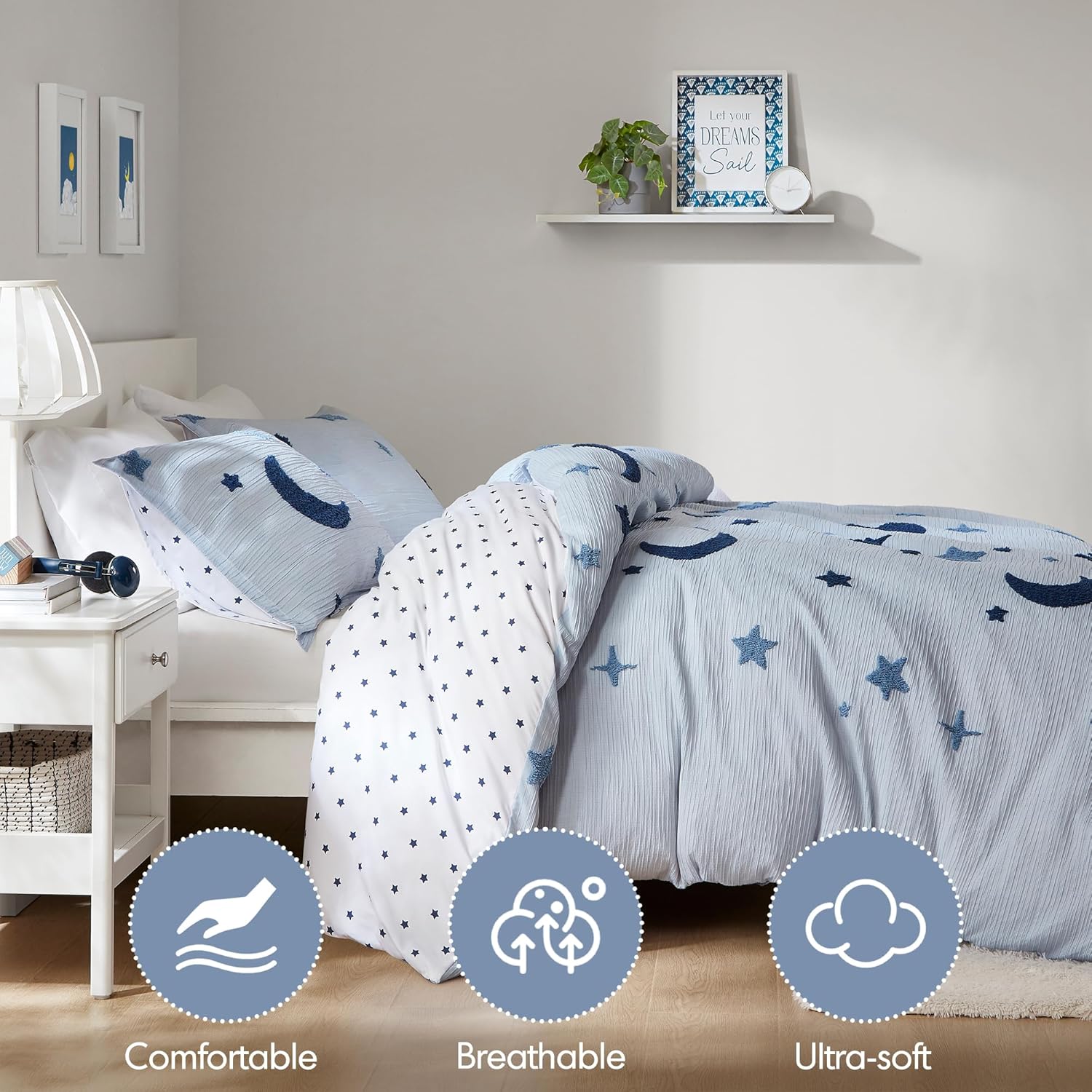Intelligent Design Kids Cosmos Full Size Duvet Set – Blue Star and Moon Tufted Chenille, Reversible 3-Piece Bedding with Star Pillow, Full/Queen